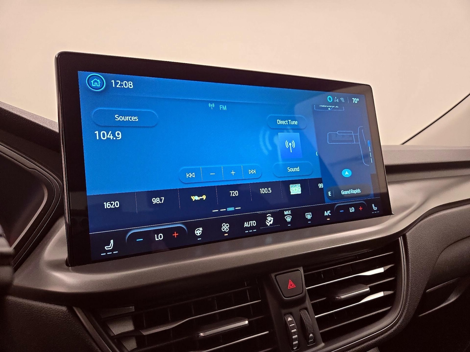 2026 Ford Escape Plug-in hybrid PHEV - Photo 17