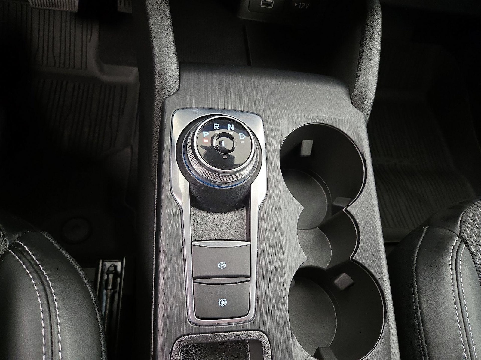 2026 Ford Escape Plug-in hybrid PHEV - Photo 19