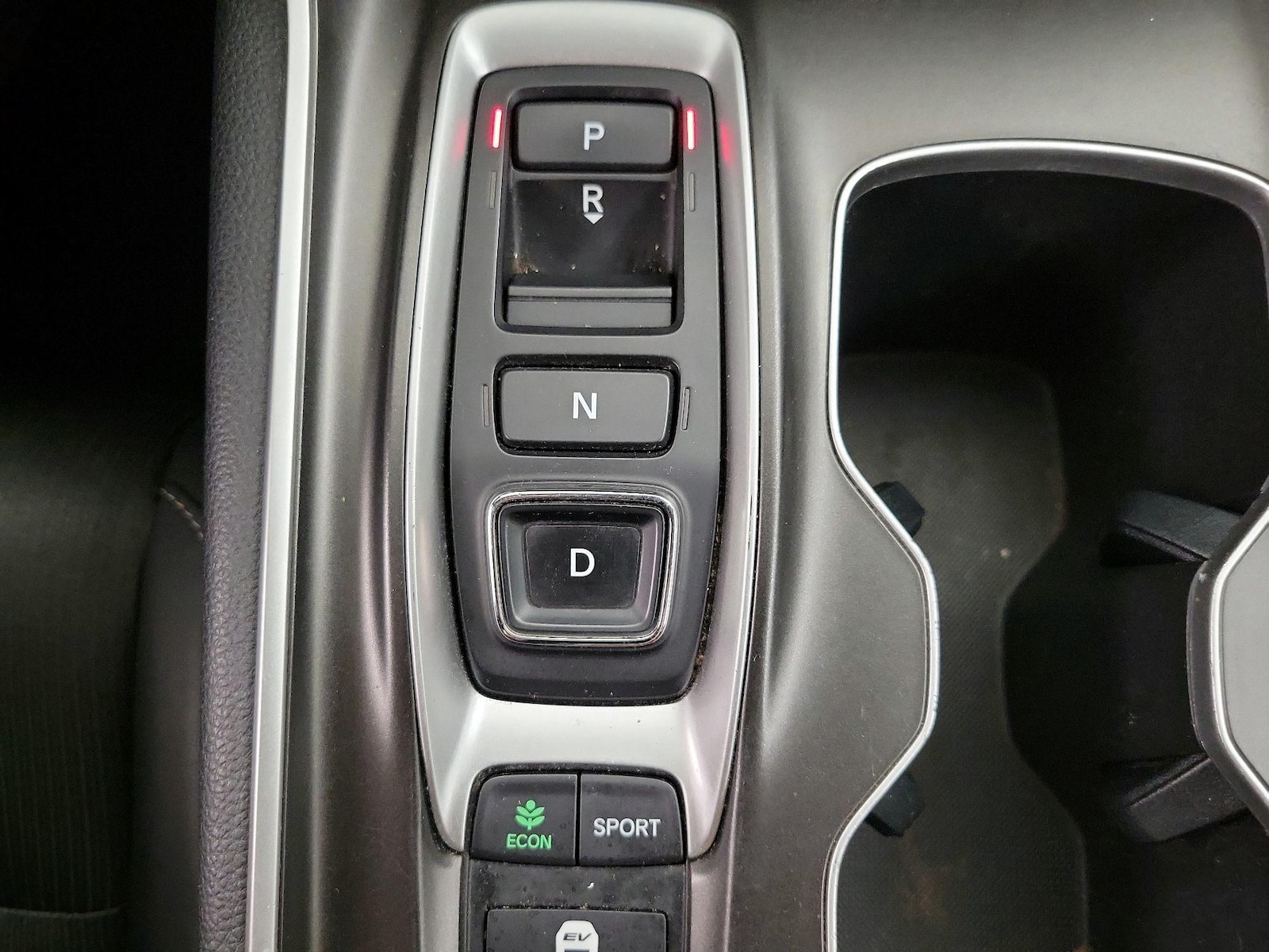 2022 Honda Accord Hybrid Sport - Photo 18