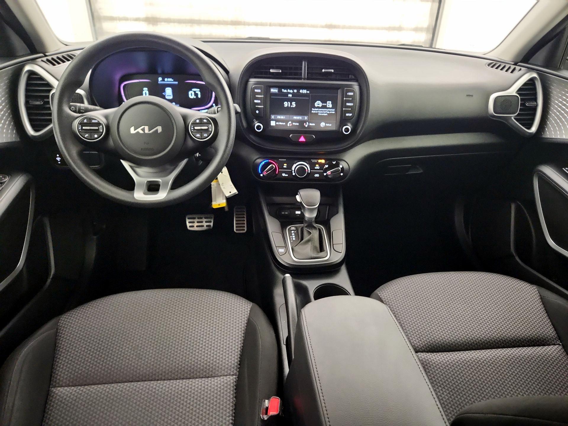 Thumbnail: 2023 Kia Soul - 9