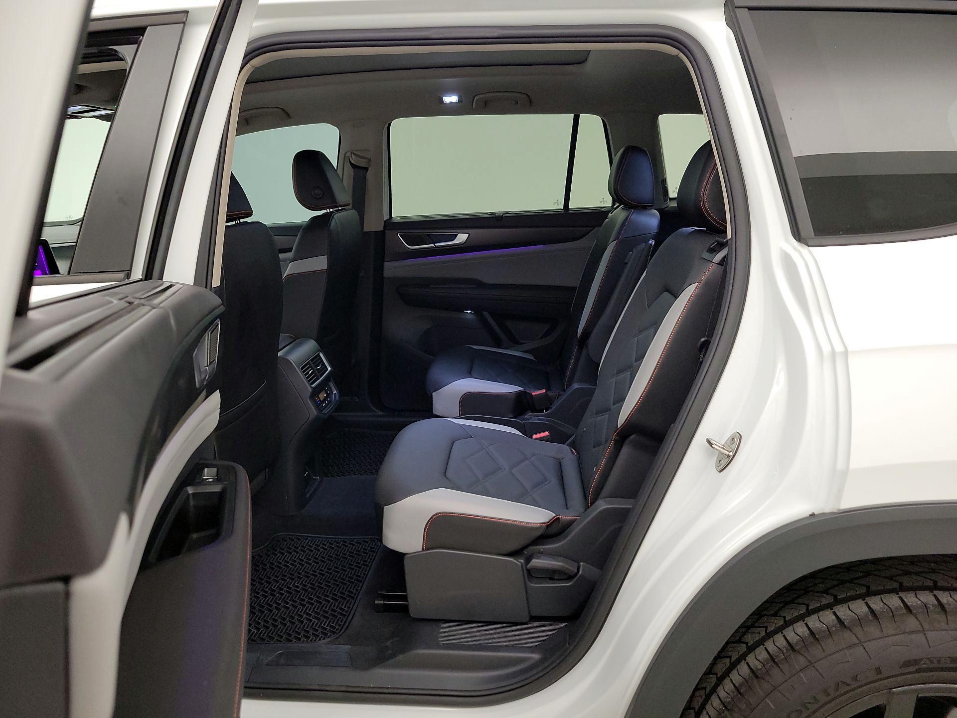 Thumbnail: 2025 Volkswagen Atlas - 20