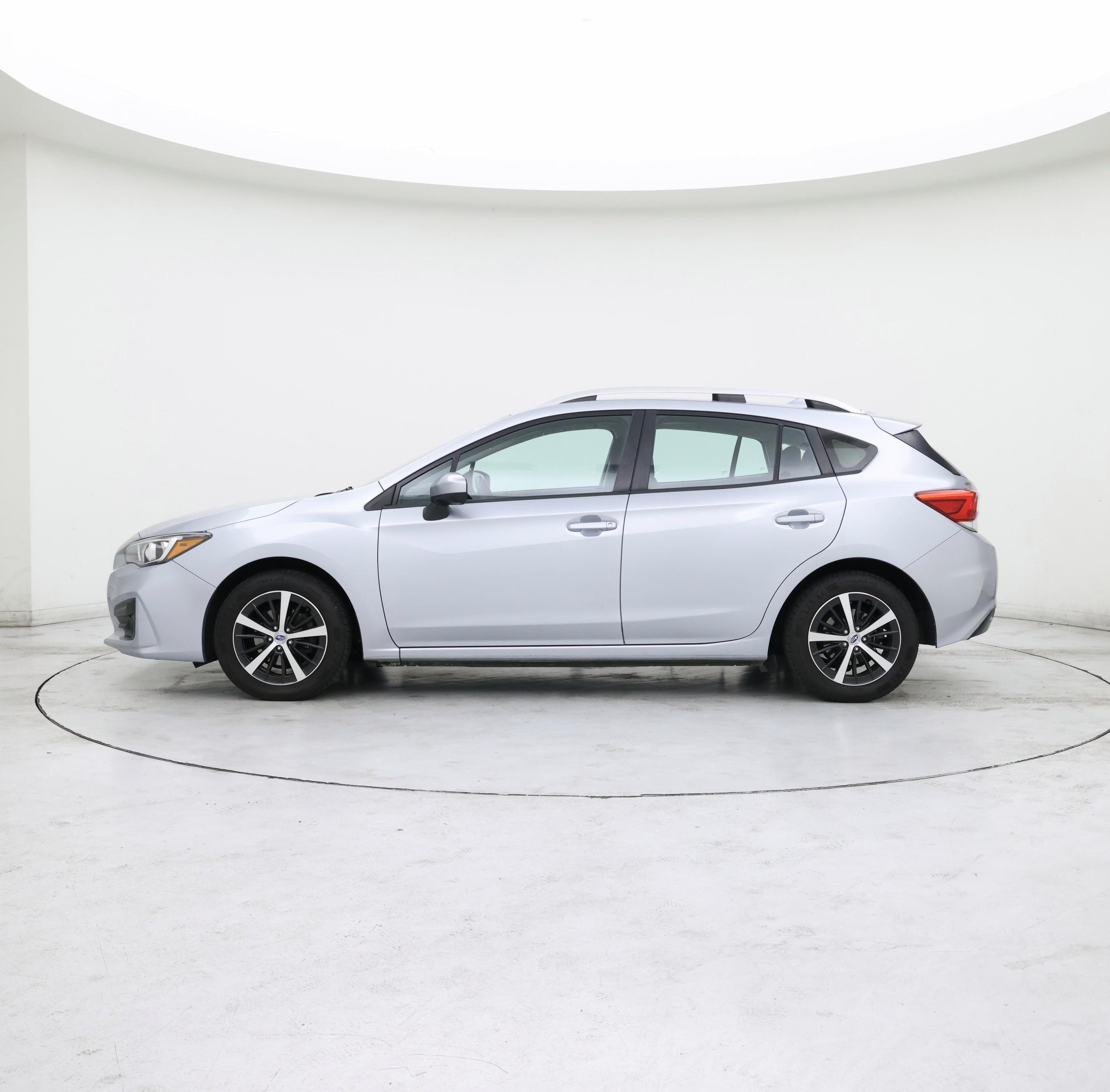 Thumbnail: 2019 Subaru Impreza - 3