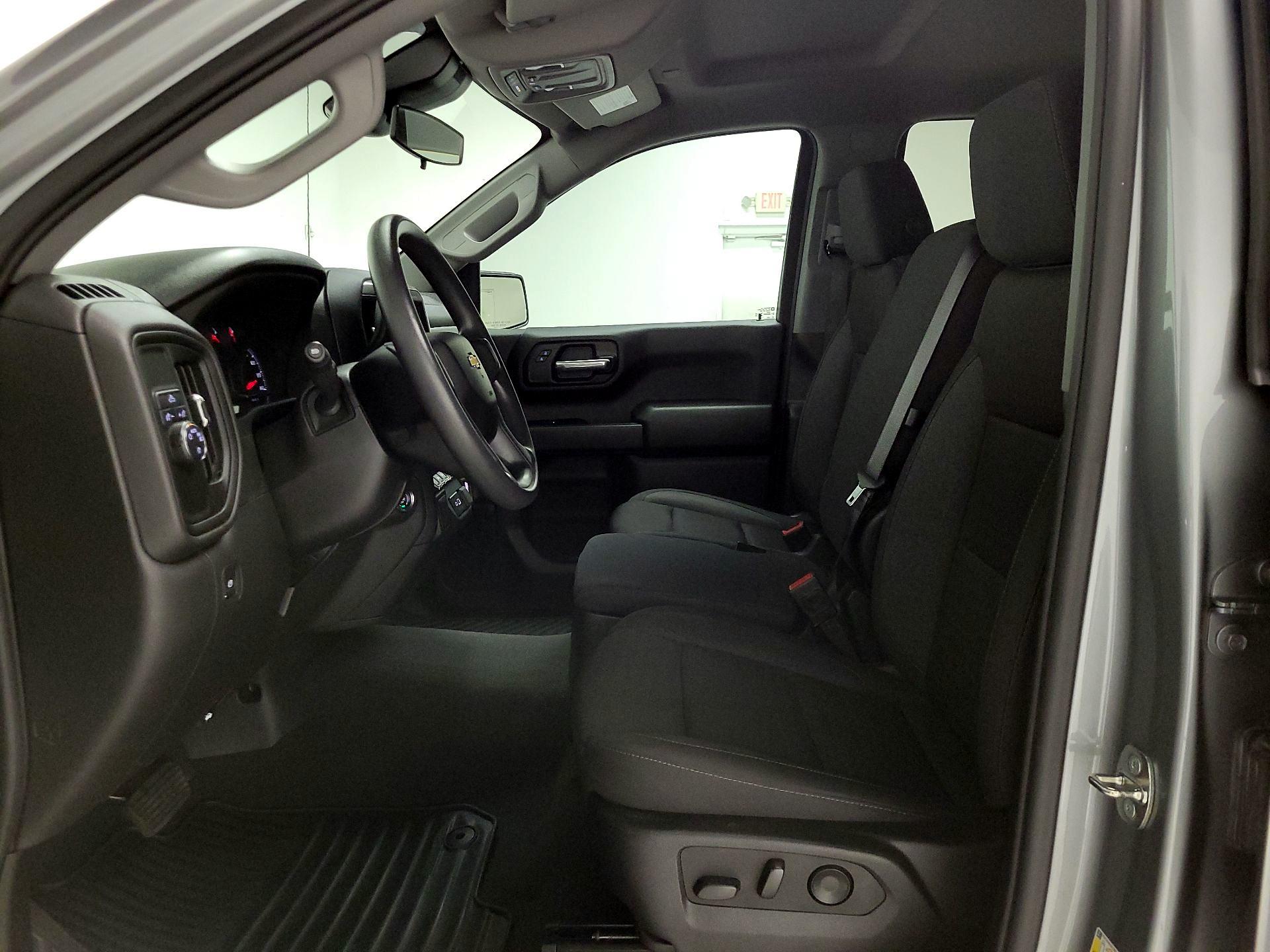 Thumbnail: 2024 Chevrolet Silverado 1500 - 11