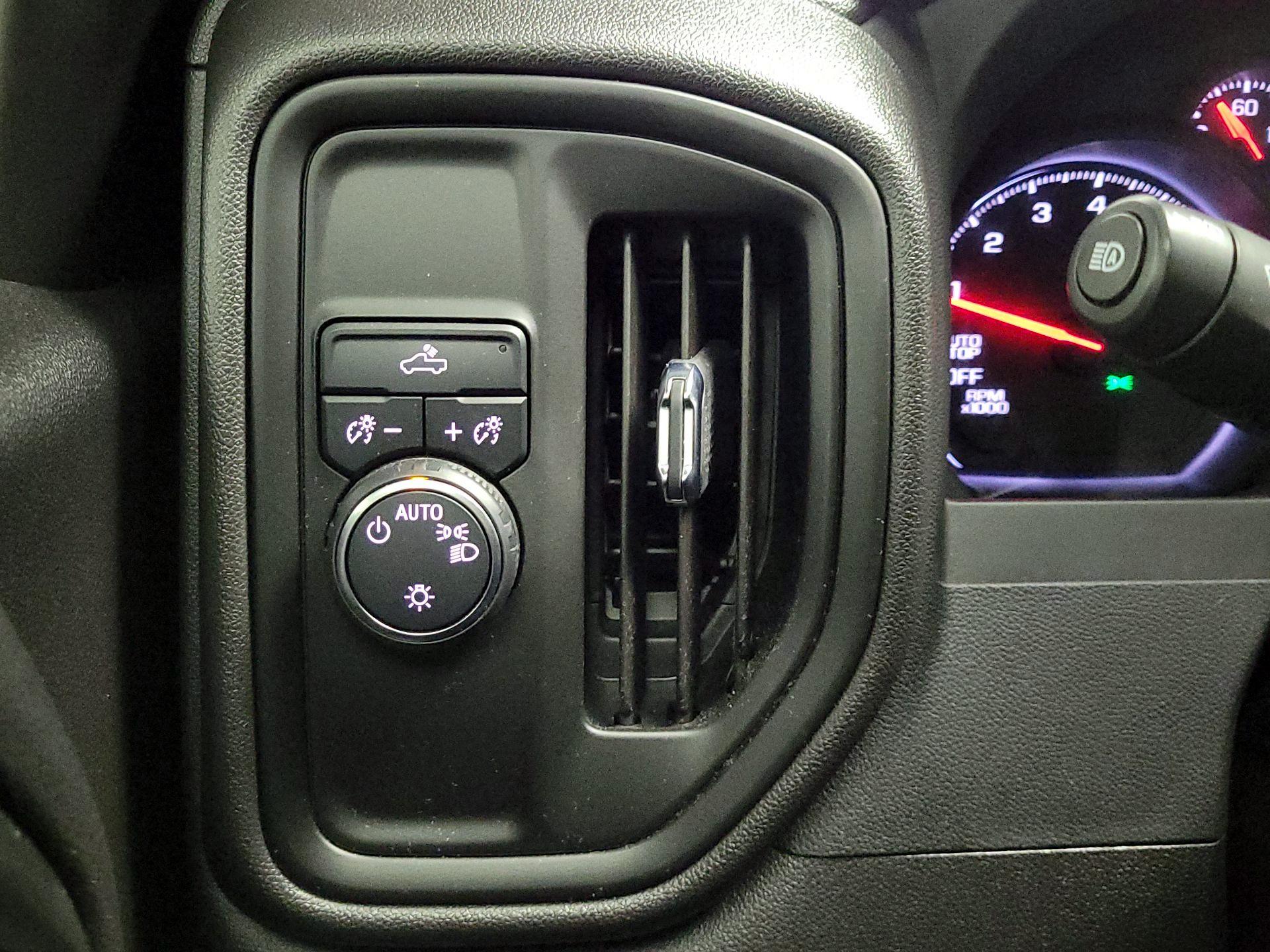 Thumbnail: 2024 Chevrolet Silverado 1500 - 13