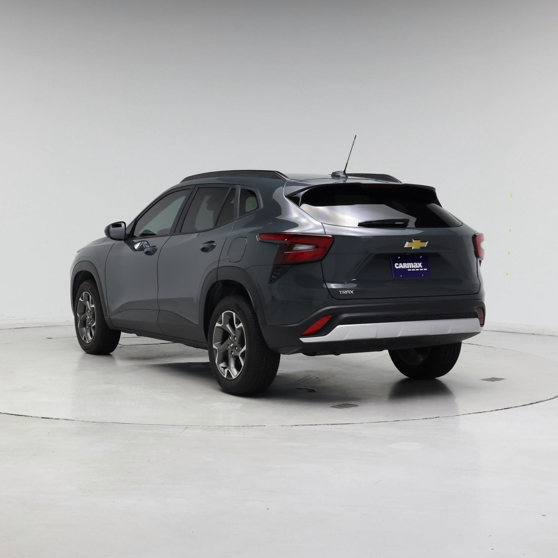 Thumbnail: 2025 Chevrolet Trax - 2
