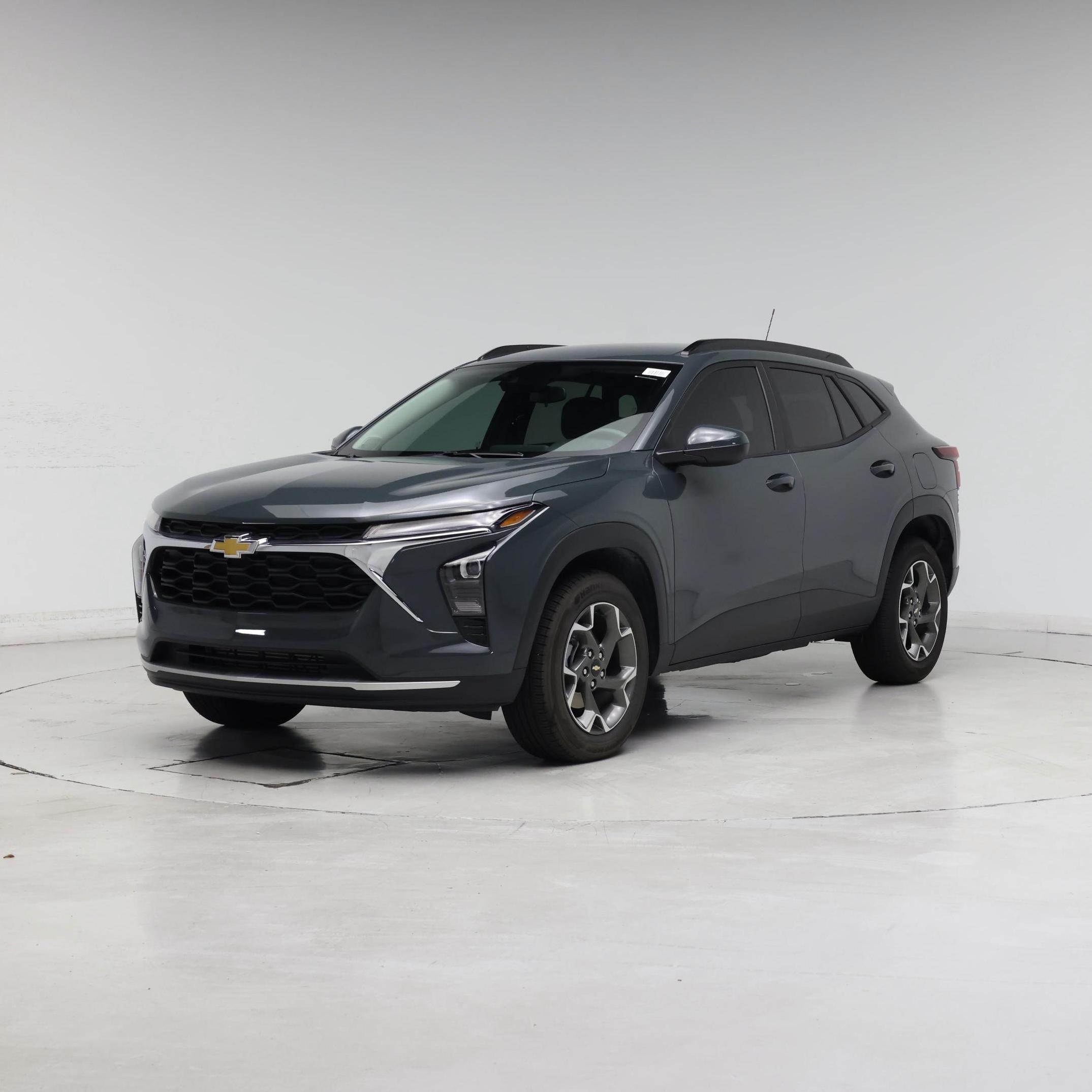 Thumbnail: 2025 Chevrolet Trax - 4