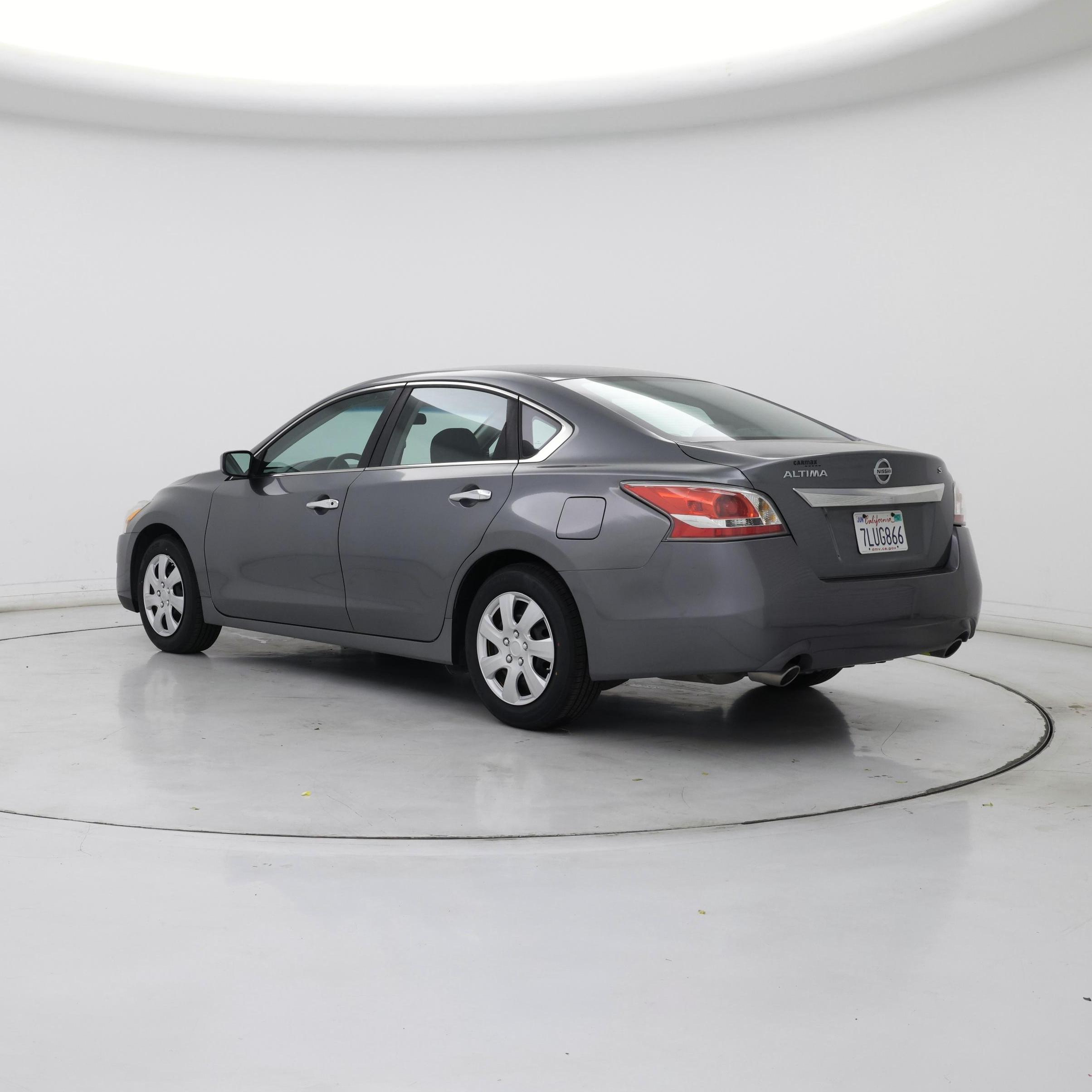 Thumbnail: 2015 Nissan Altima - 2