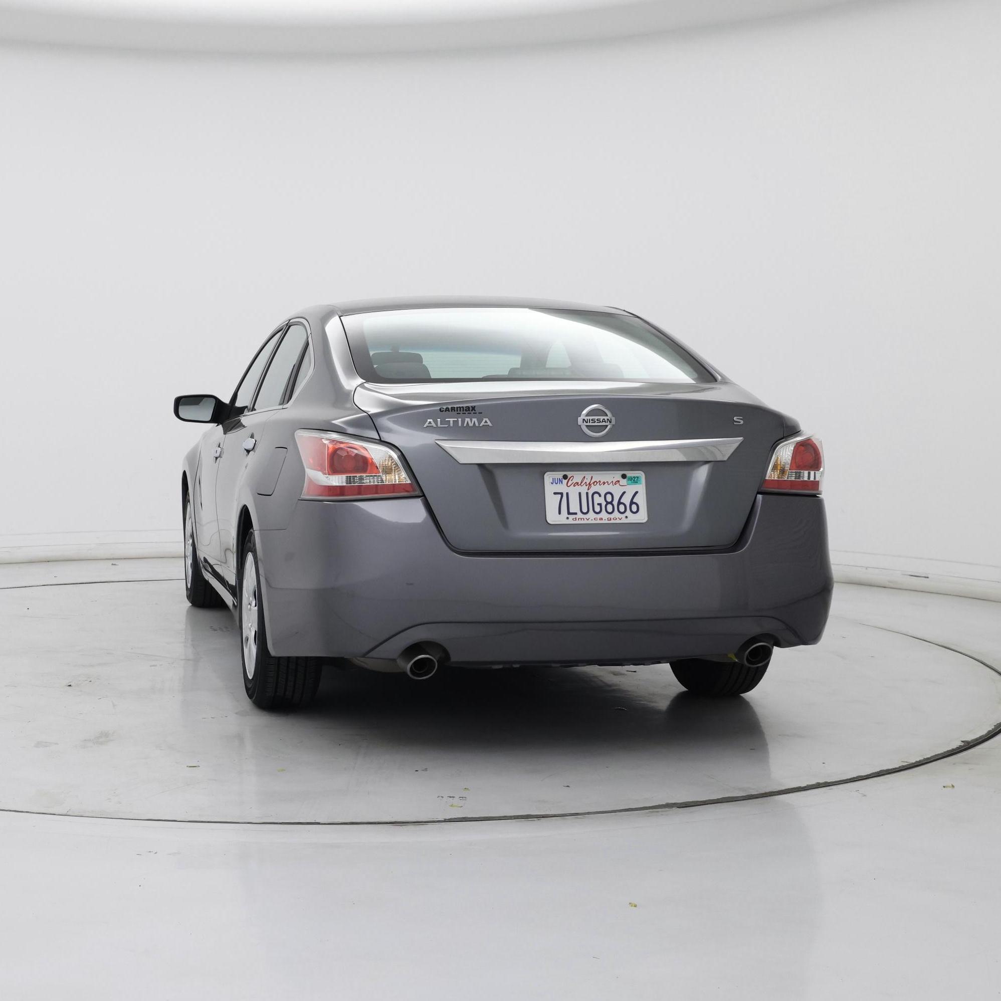 Thumbnail: 2015 Nissan Altima - 6