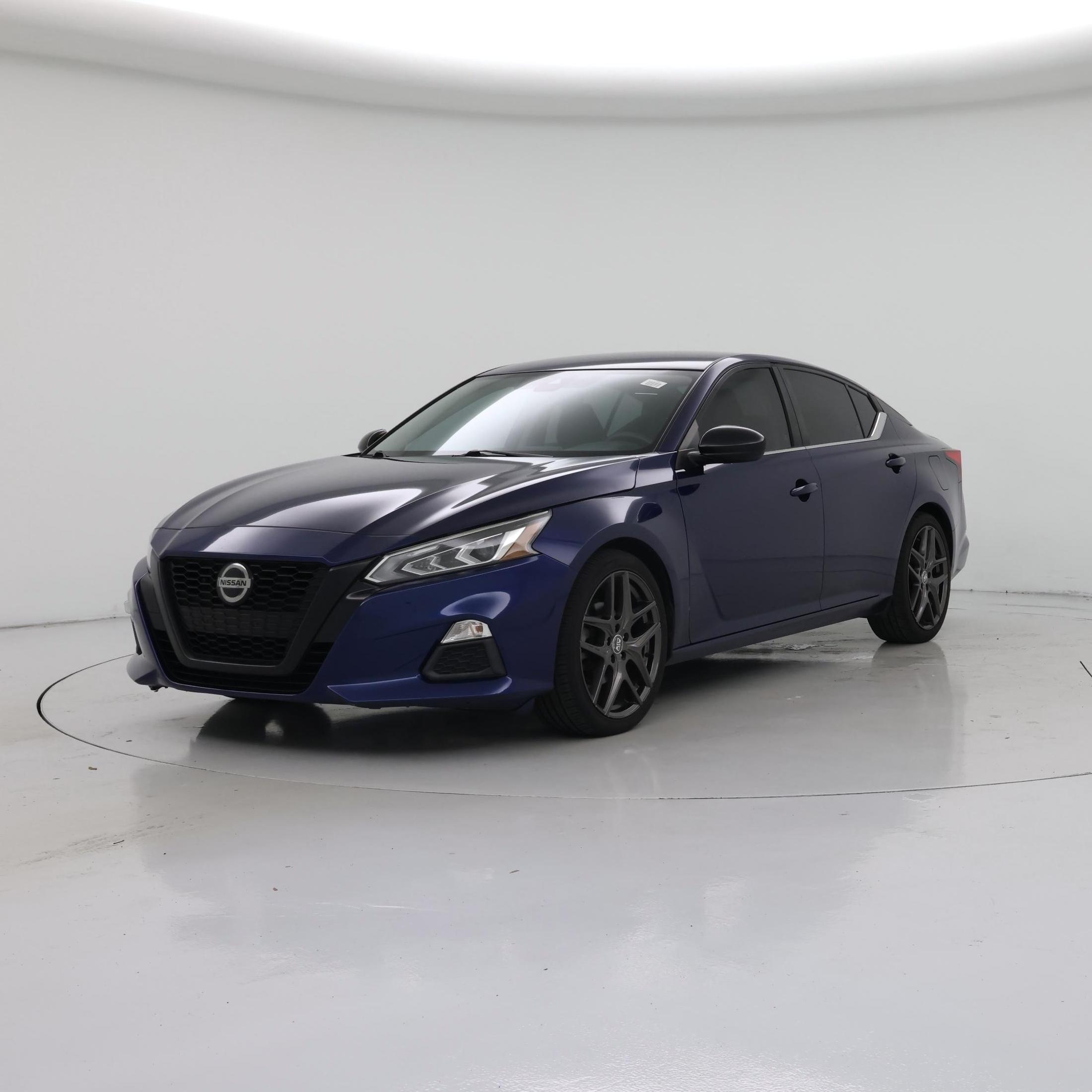 Thumbnail: 2020 Nissan Altima - 4