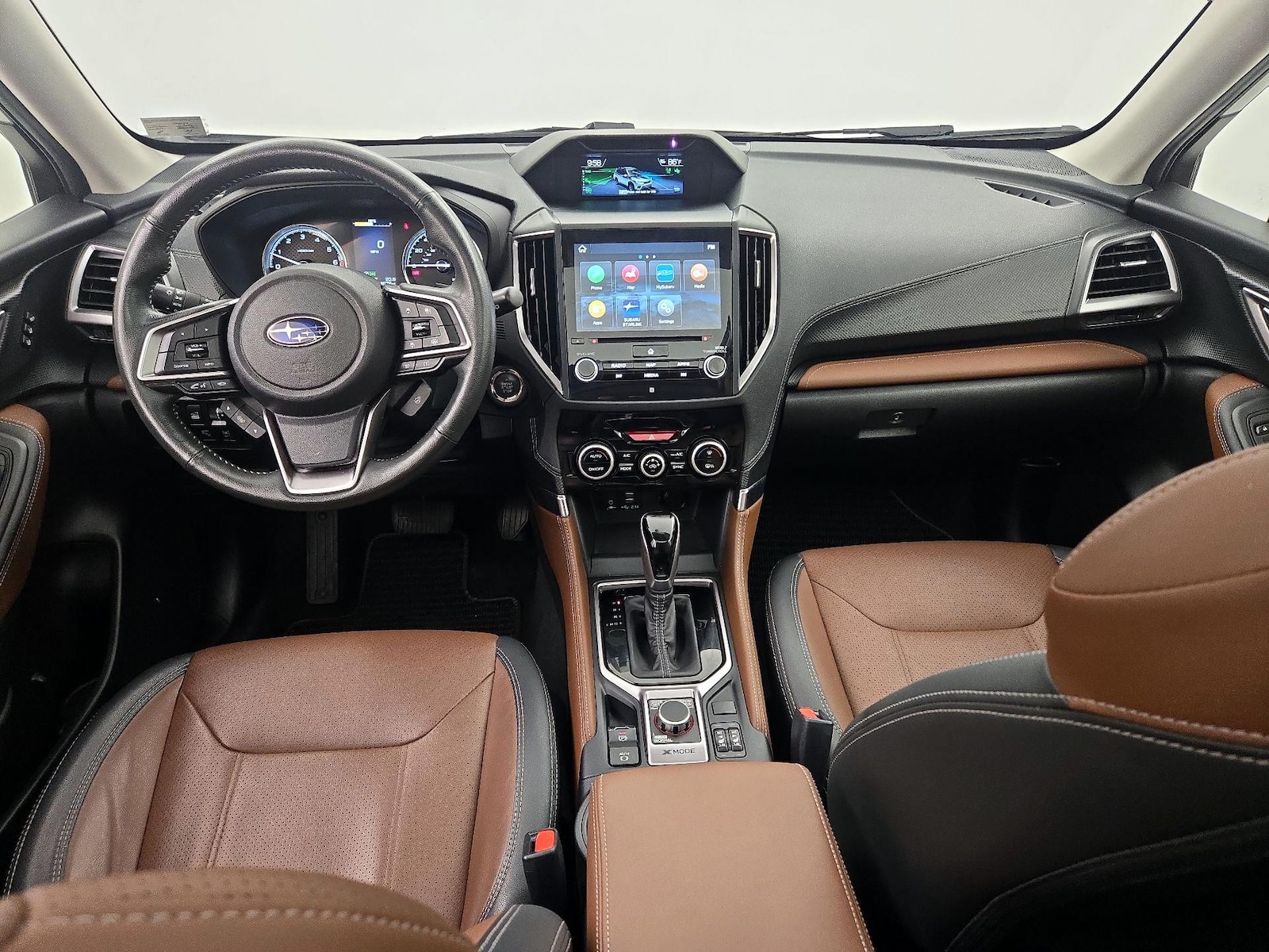 2022 Subaru Forester Touring - Photo 10