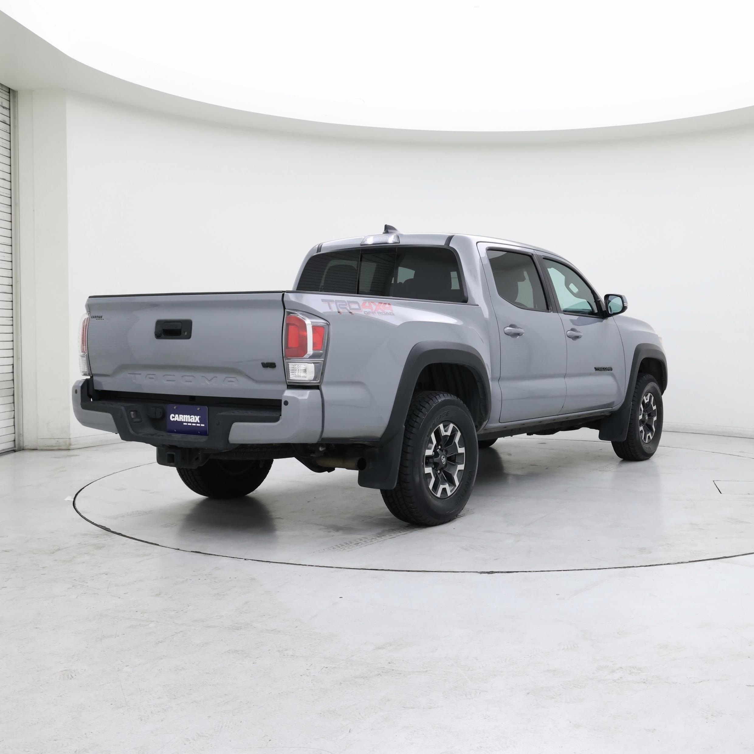 Thumbnail: 2021 Toyota Tacoma - 8