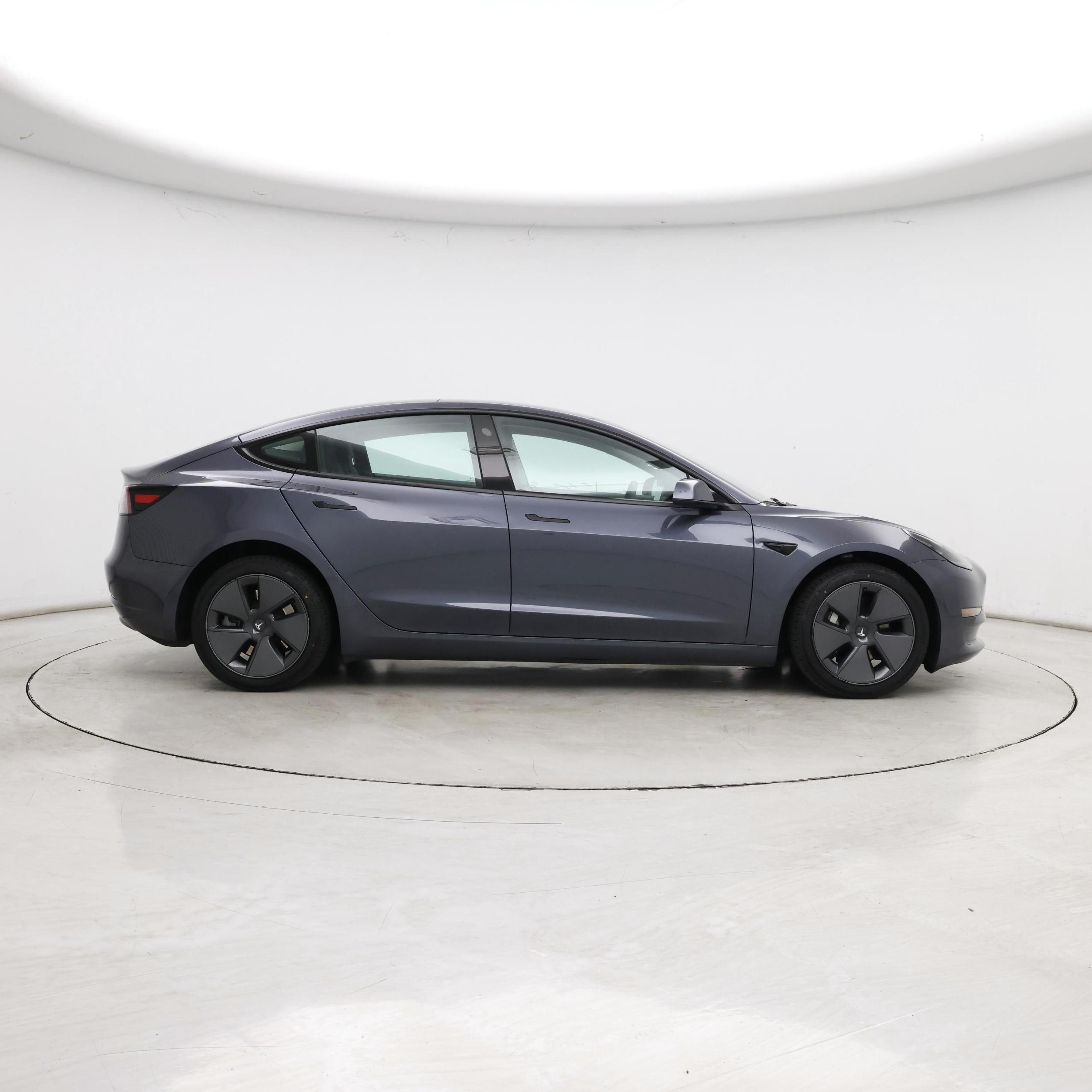 Thumbnail: 2023 Tesla Model 3 - 7