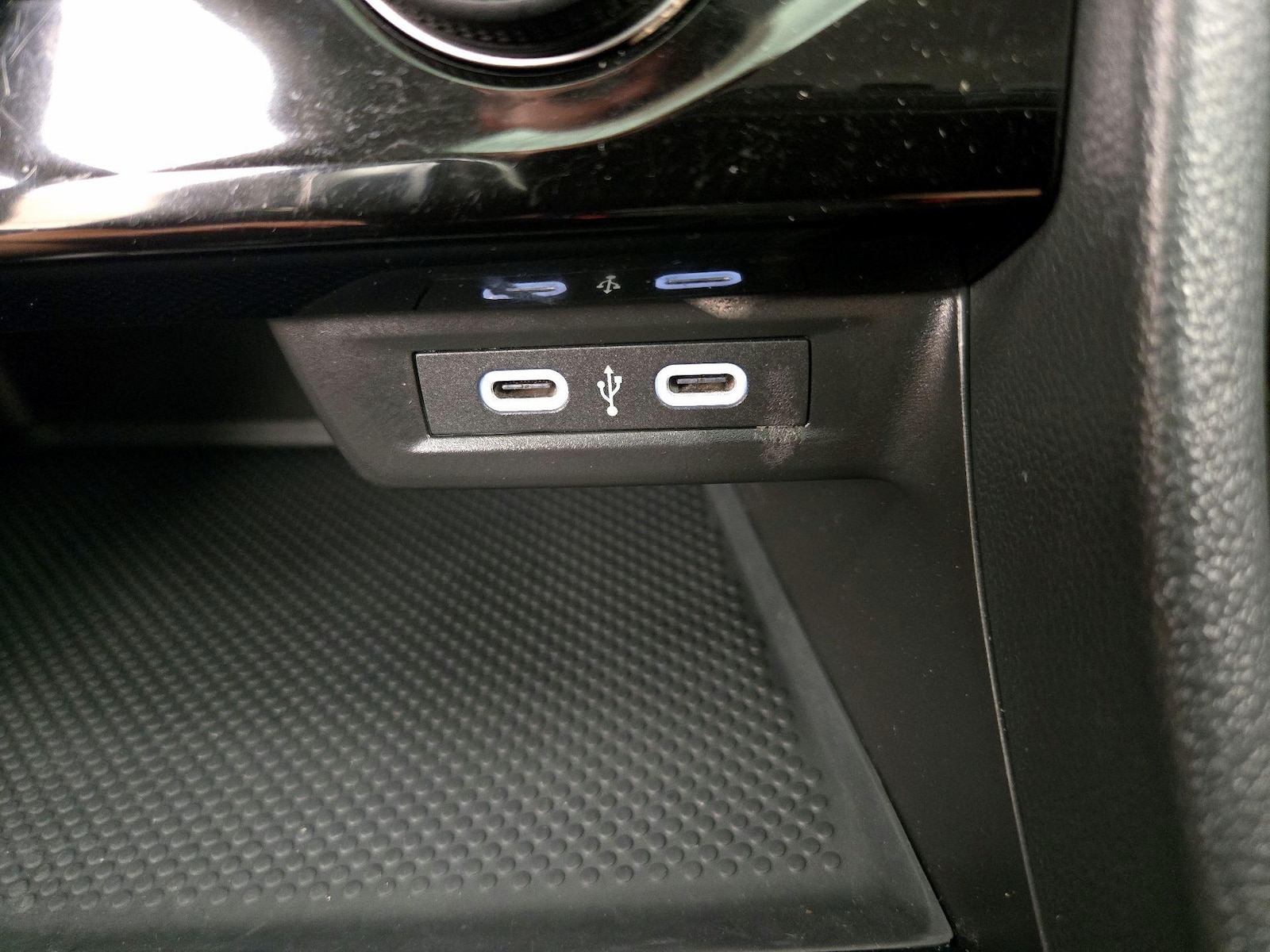 2024 Volkswagen Jetta SE - Photo 19