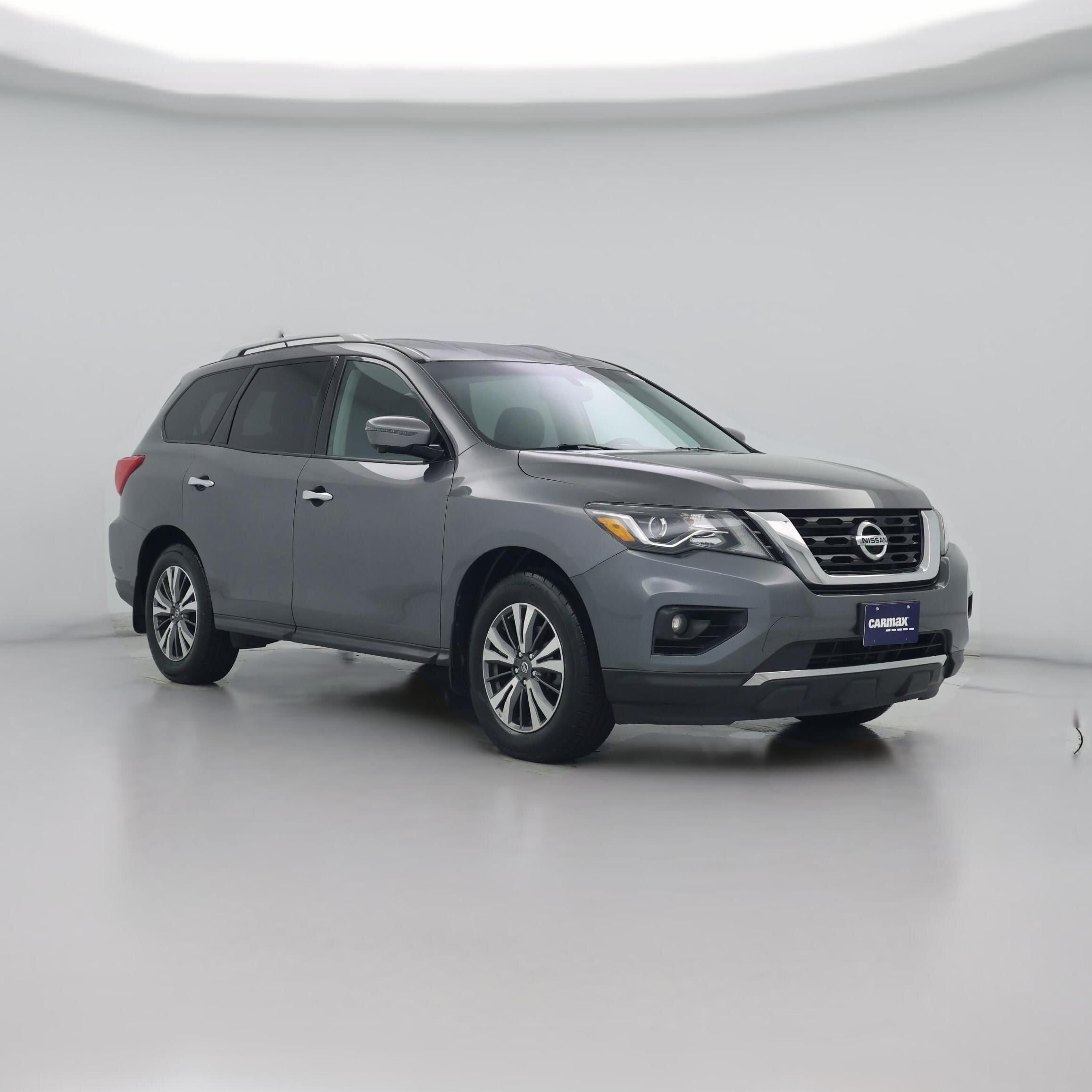 Thumbnail: 2017 Nissan Pathfinder - 1