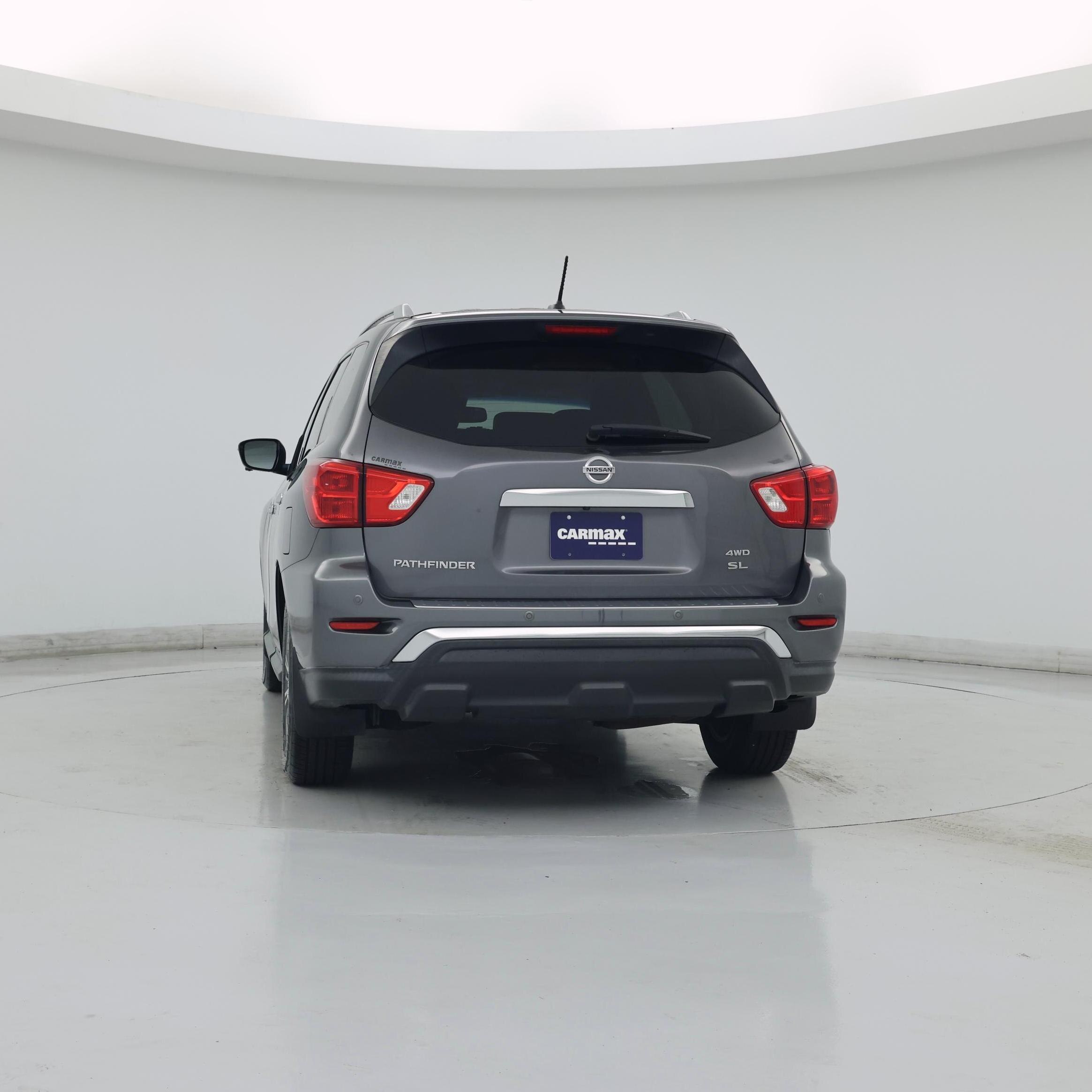 Thumbnail: 2017 Nissan Pathfinder - 6
