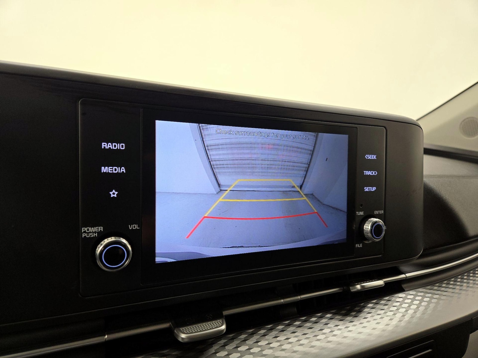 2022 Kia Carnival LX Seat Pkg - Photo 15