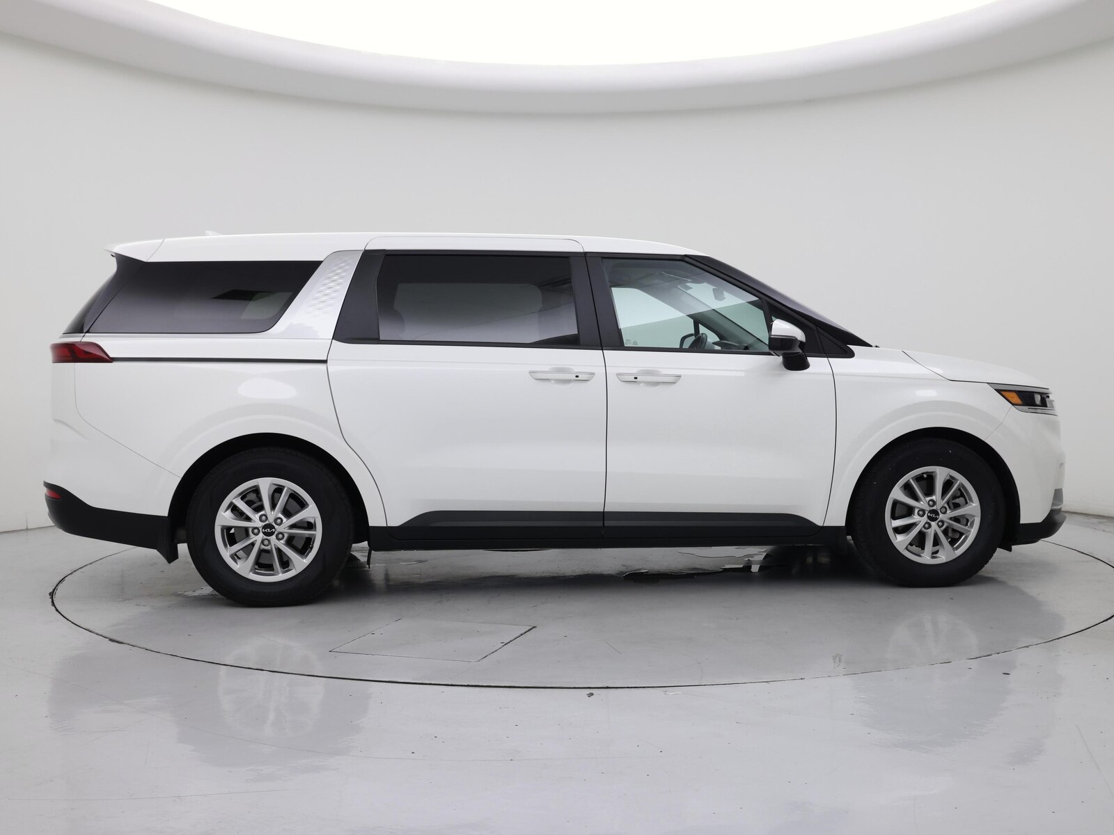 2022 Kia Carnival LX Seat Pkg - Photo 8