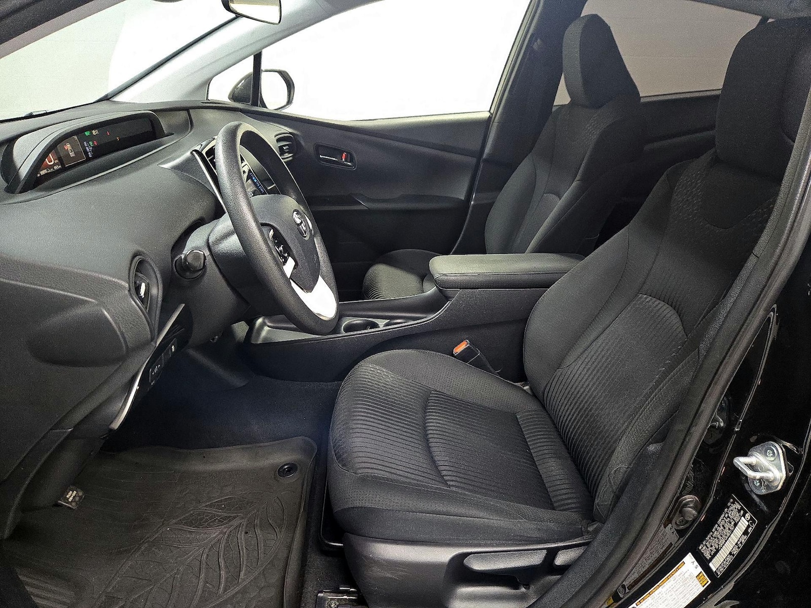 2017 Toyota Prius Two - Photo 12