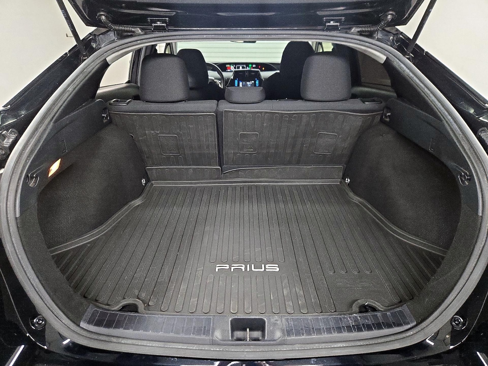 2017 Toyota Prius Two - Photo 21