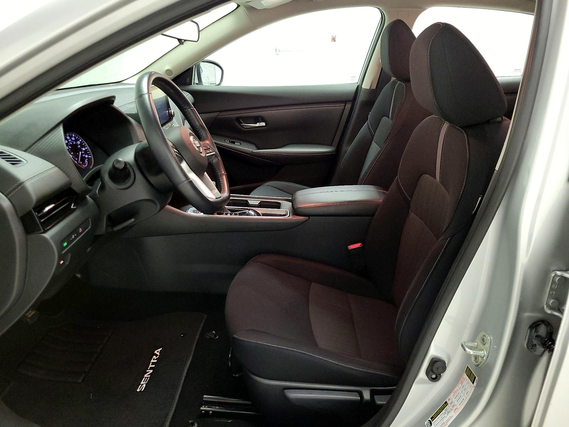 Thumbnail: 2021 Nissan Sentra - 11
