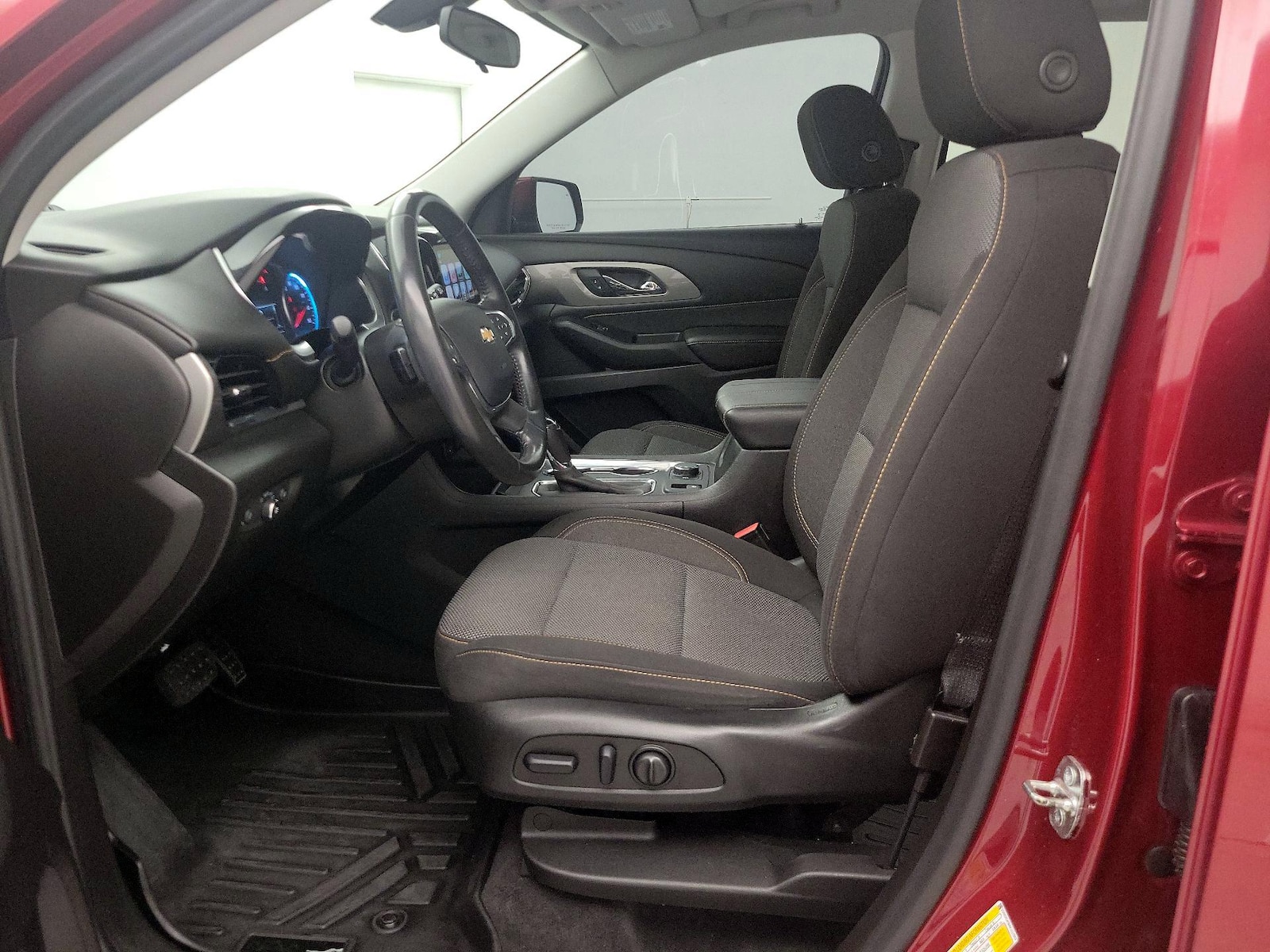 2019 Chevrolet Traverse 1LT - Photo 12