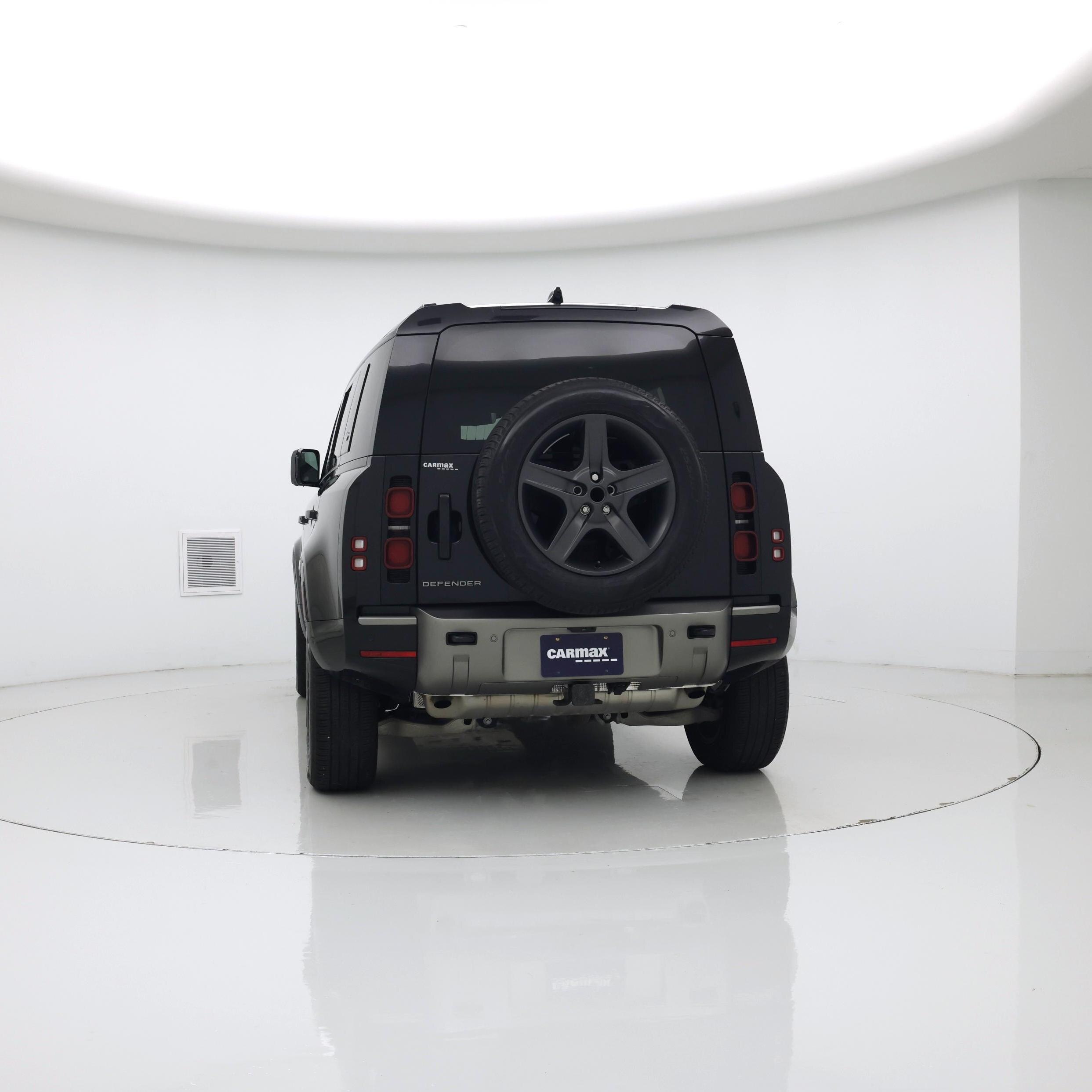 Thumbnail: 2024 Land Rover Defender - 6
