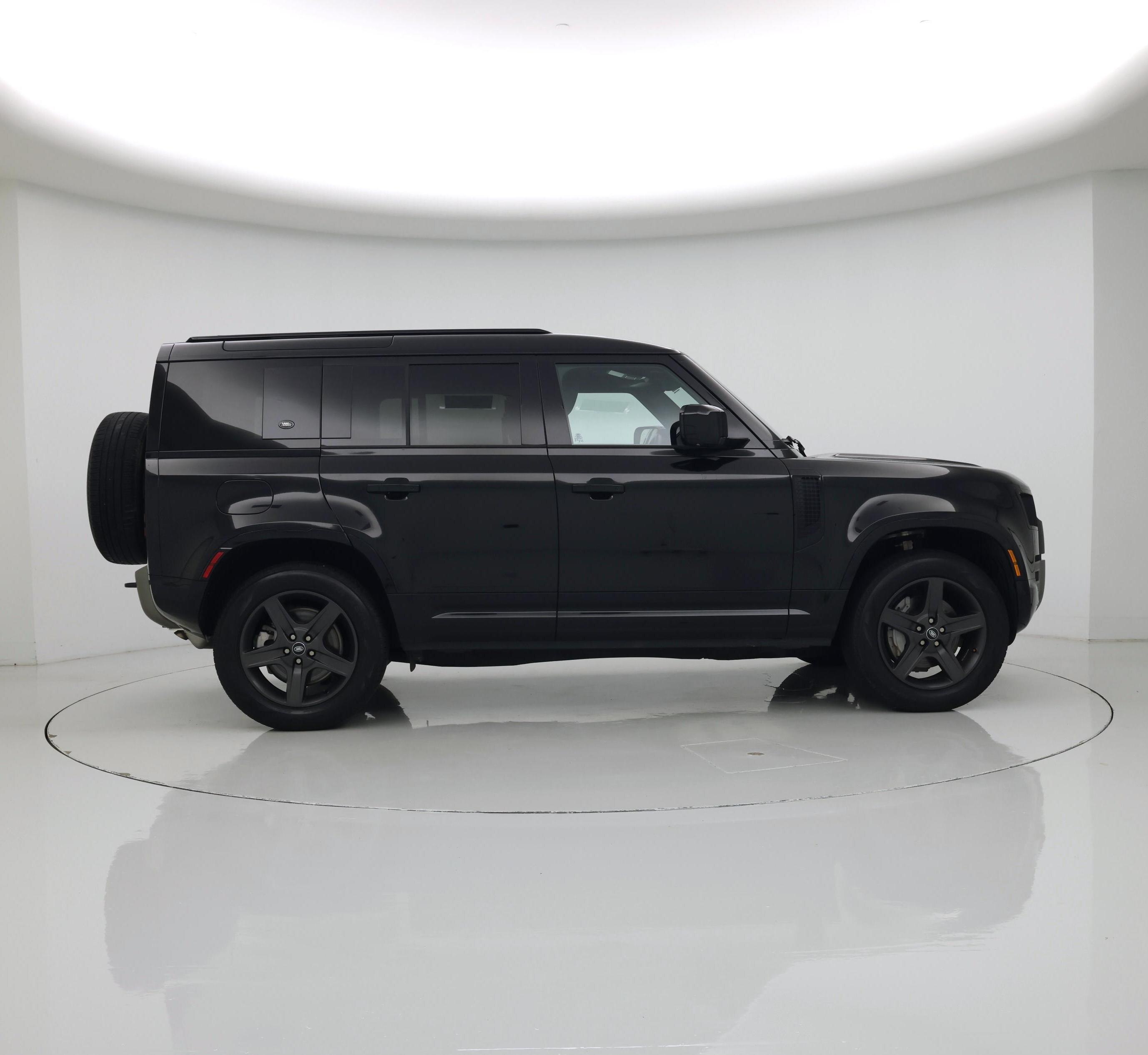 Thumbnail: 2024 Land Rover Defender - 7