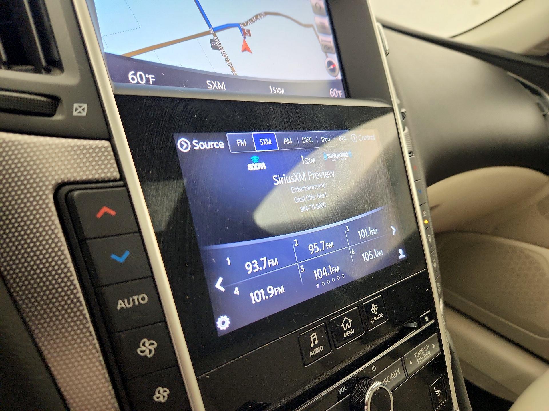 Thumbnail: 2015 INFINITI Q50 - 16