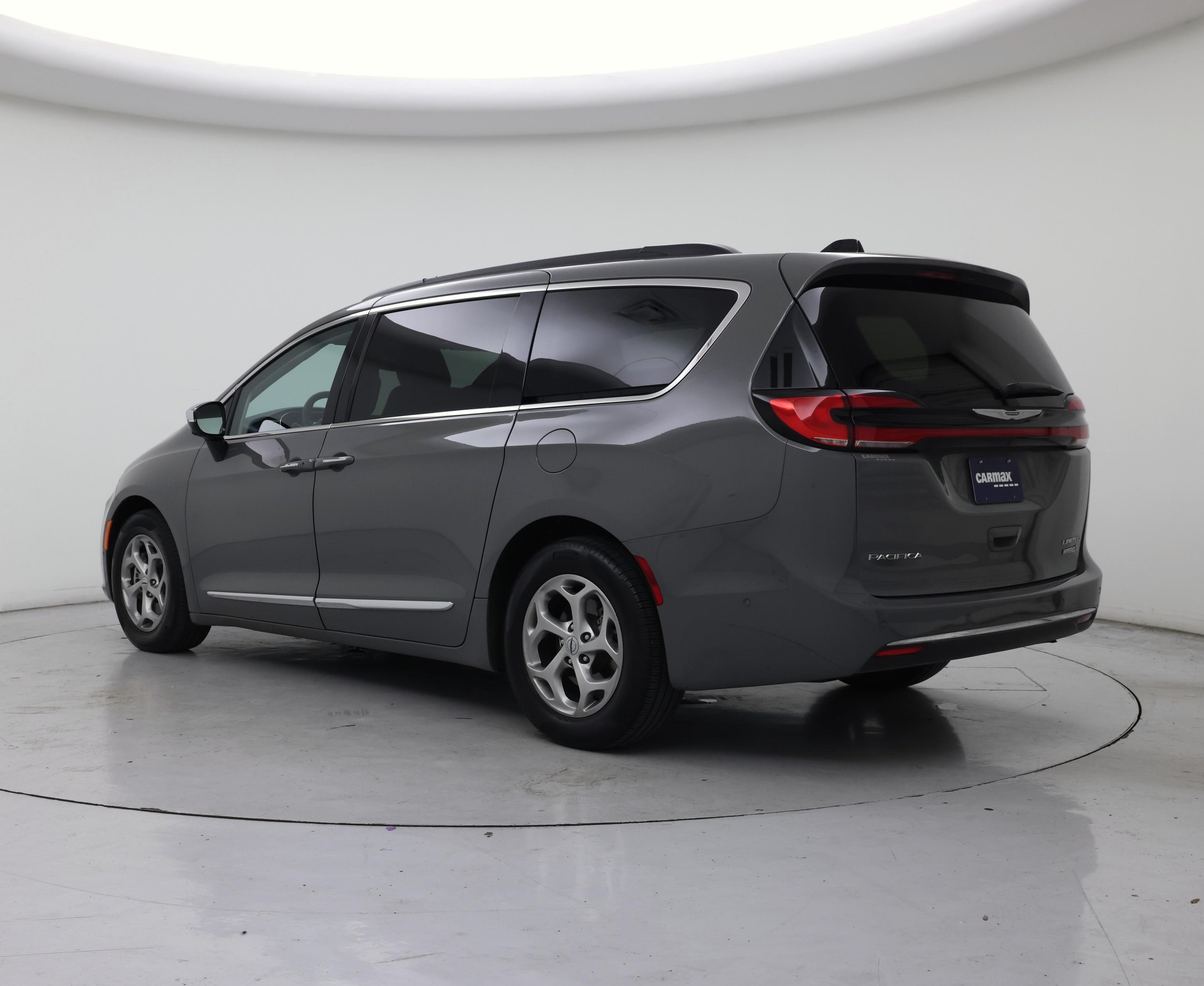Thumbnail: 2023 Chrysler Pacifica - 2