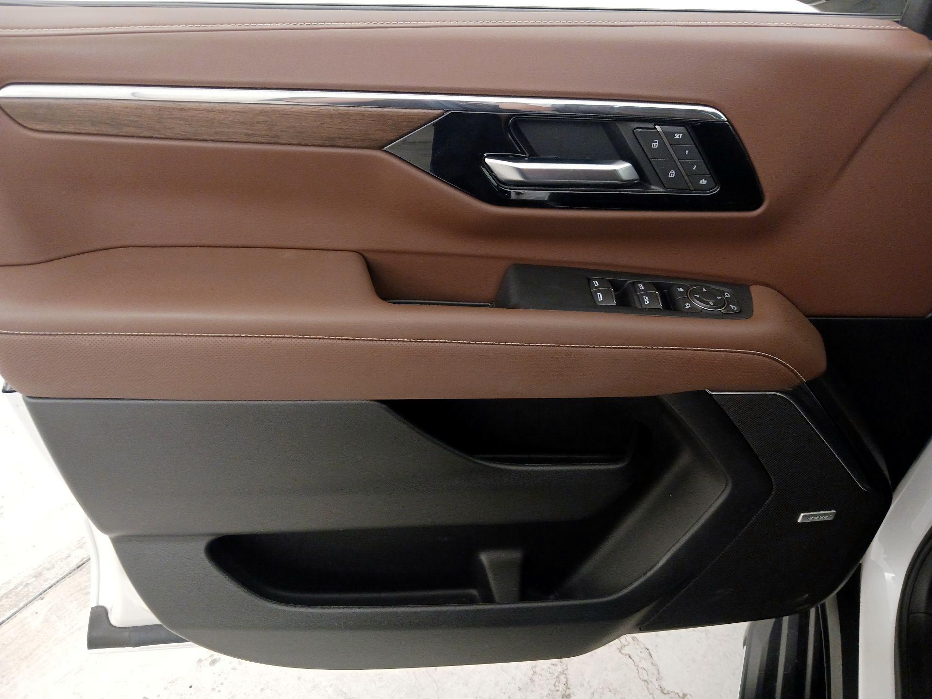 Thumbnail: 2025 Chevrolet Tahoe - 12