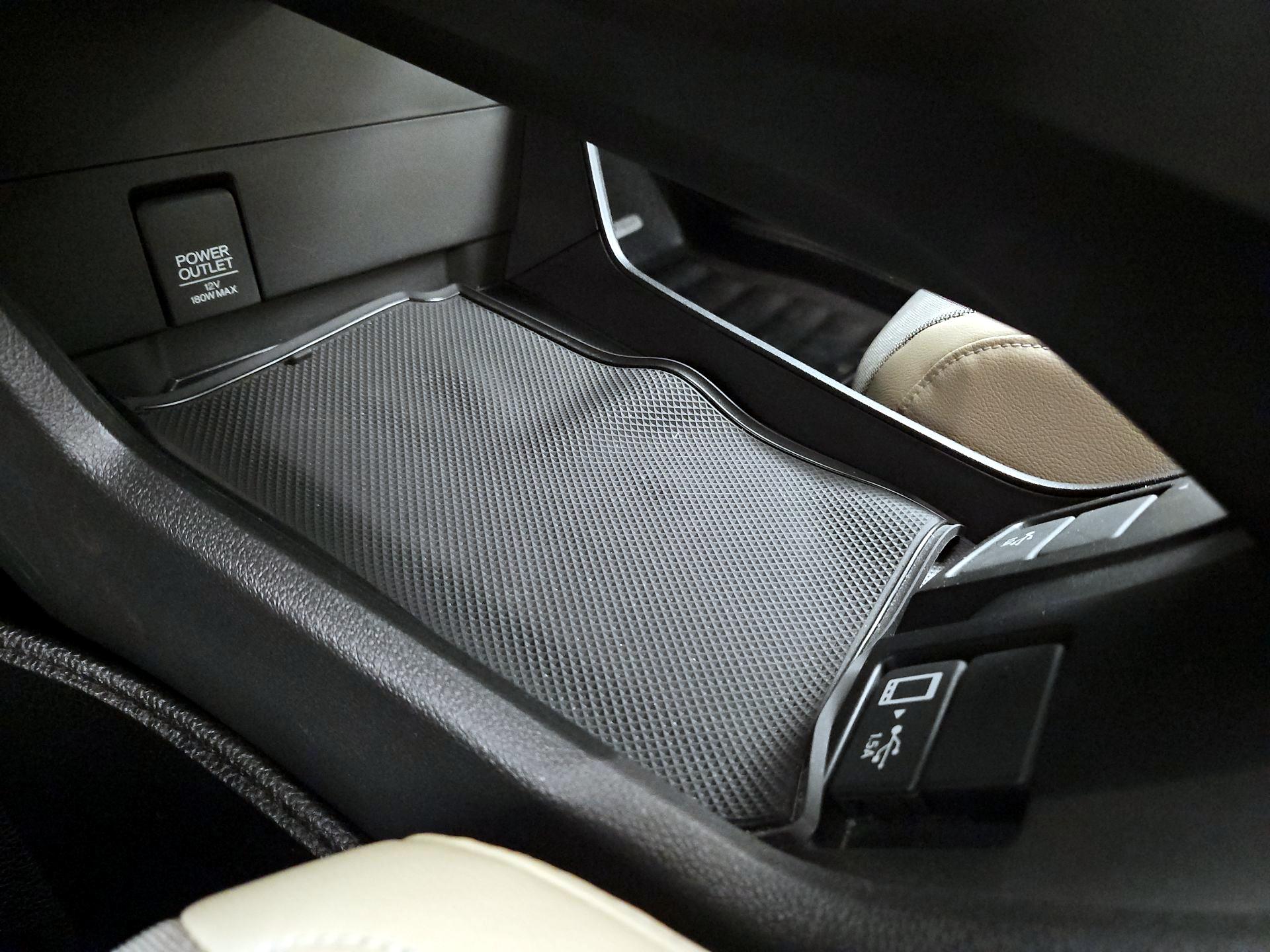 Thumbnail: 2019 Honda Clarity - 18