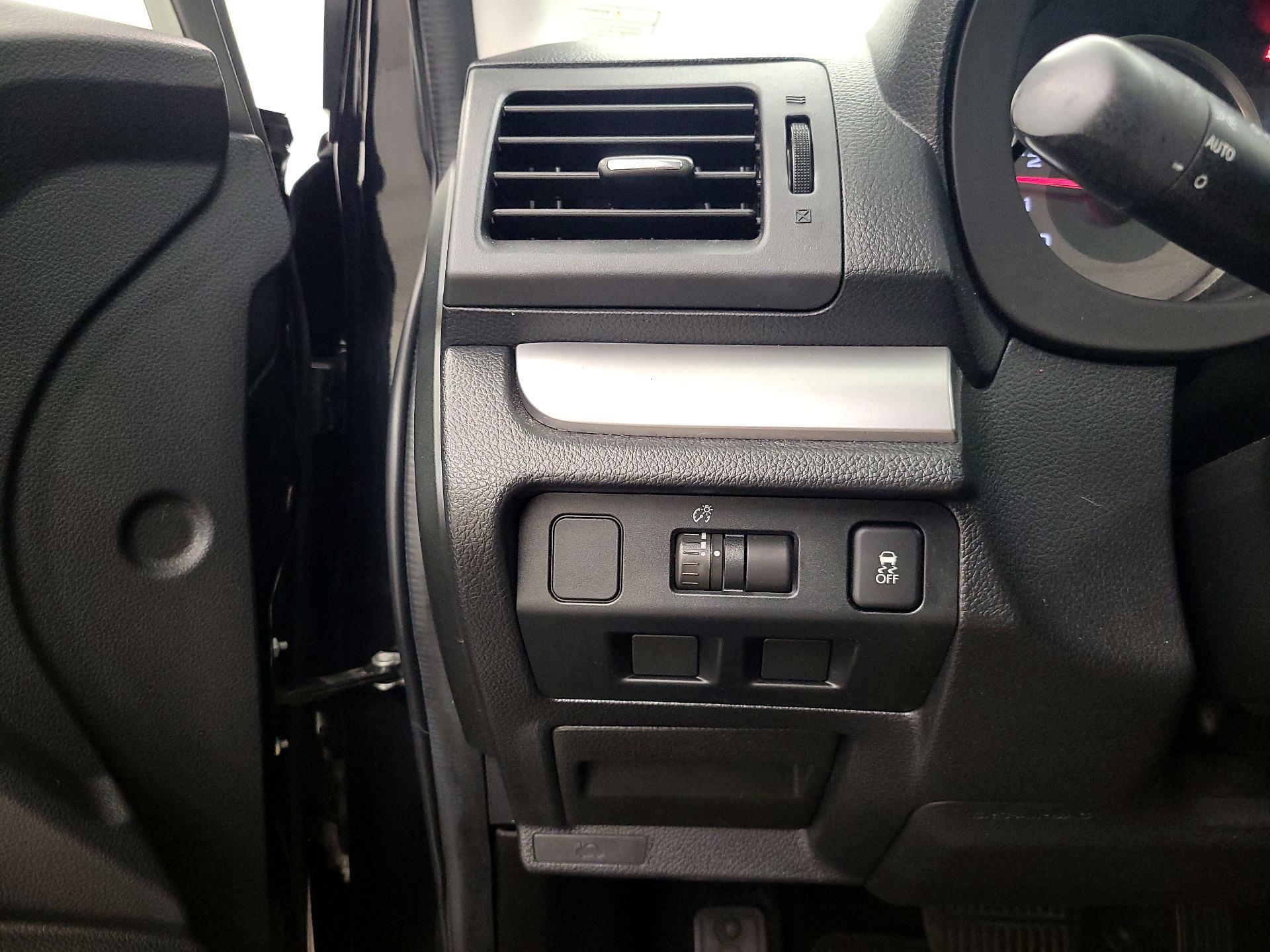 Thumbnail: 2015 Subaru Forester - 13