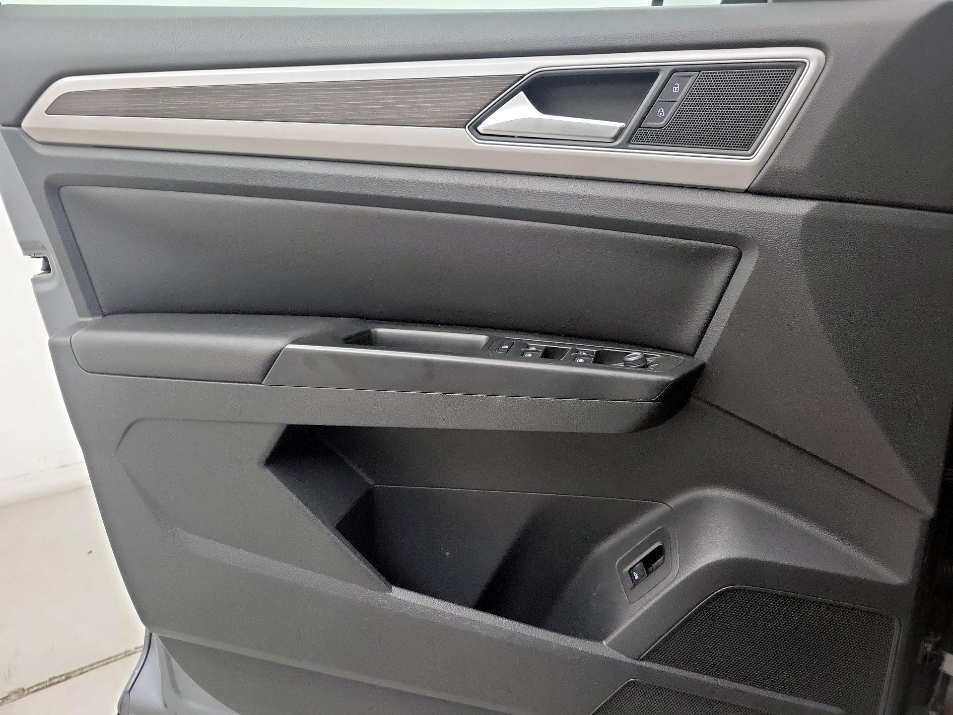Thumbnail: 2019 Volkswagen Atlas - 12