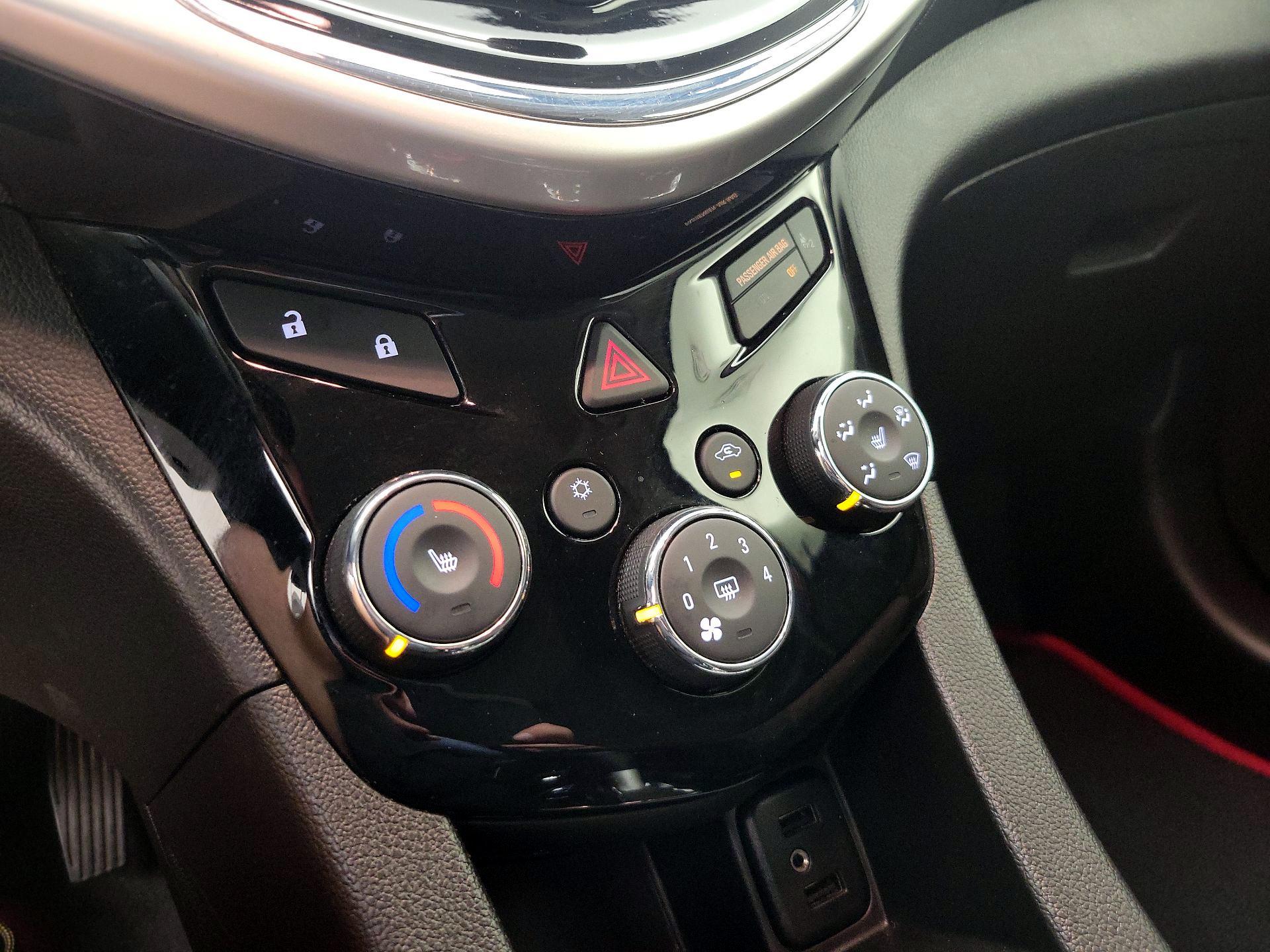 Thumbnail: 2019 Chevrolet Sonic - 16