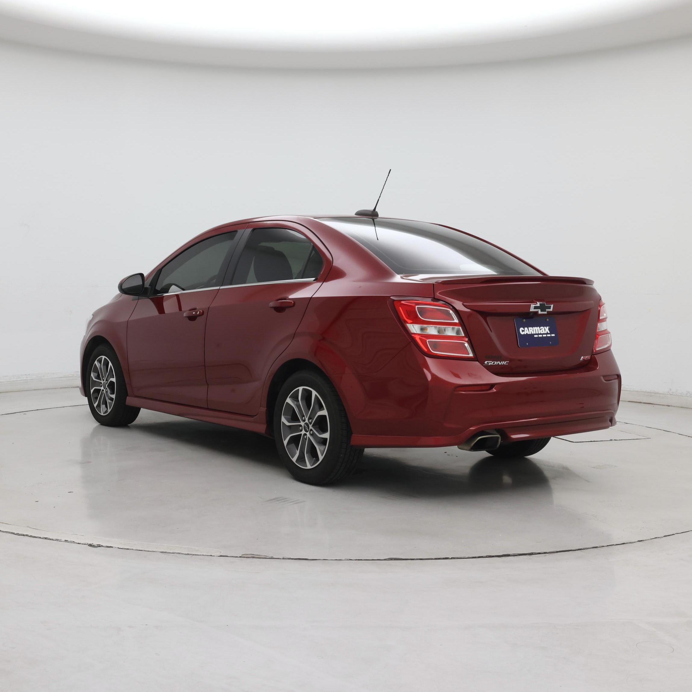 Thumbnail: 2019 Chevrolet Sonic - 2