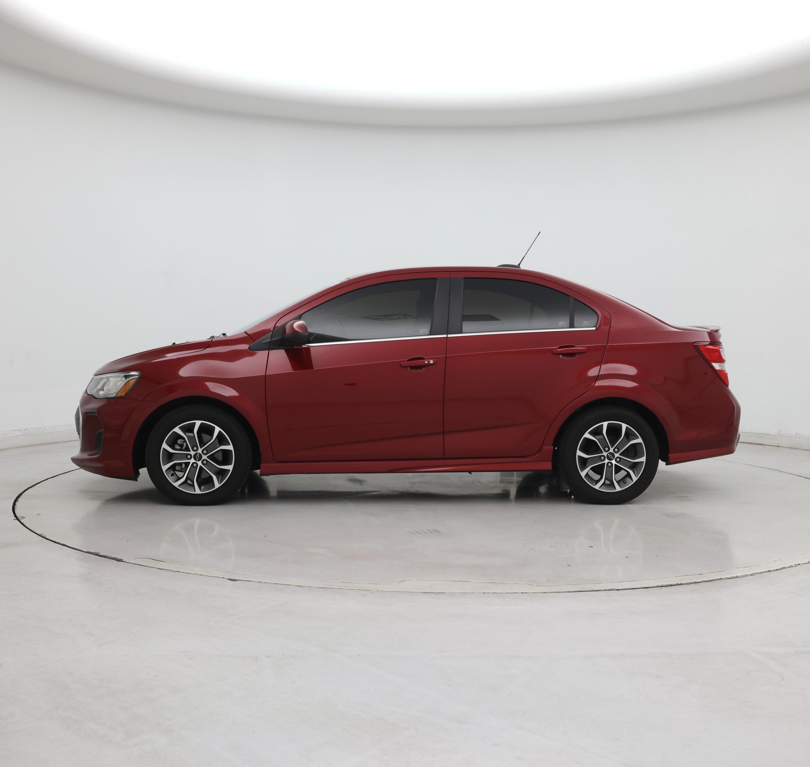 Thumbnail: 2019 Chevrolet Sonic - 3