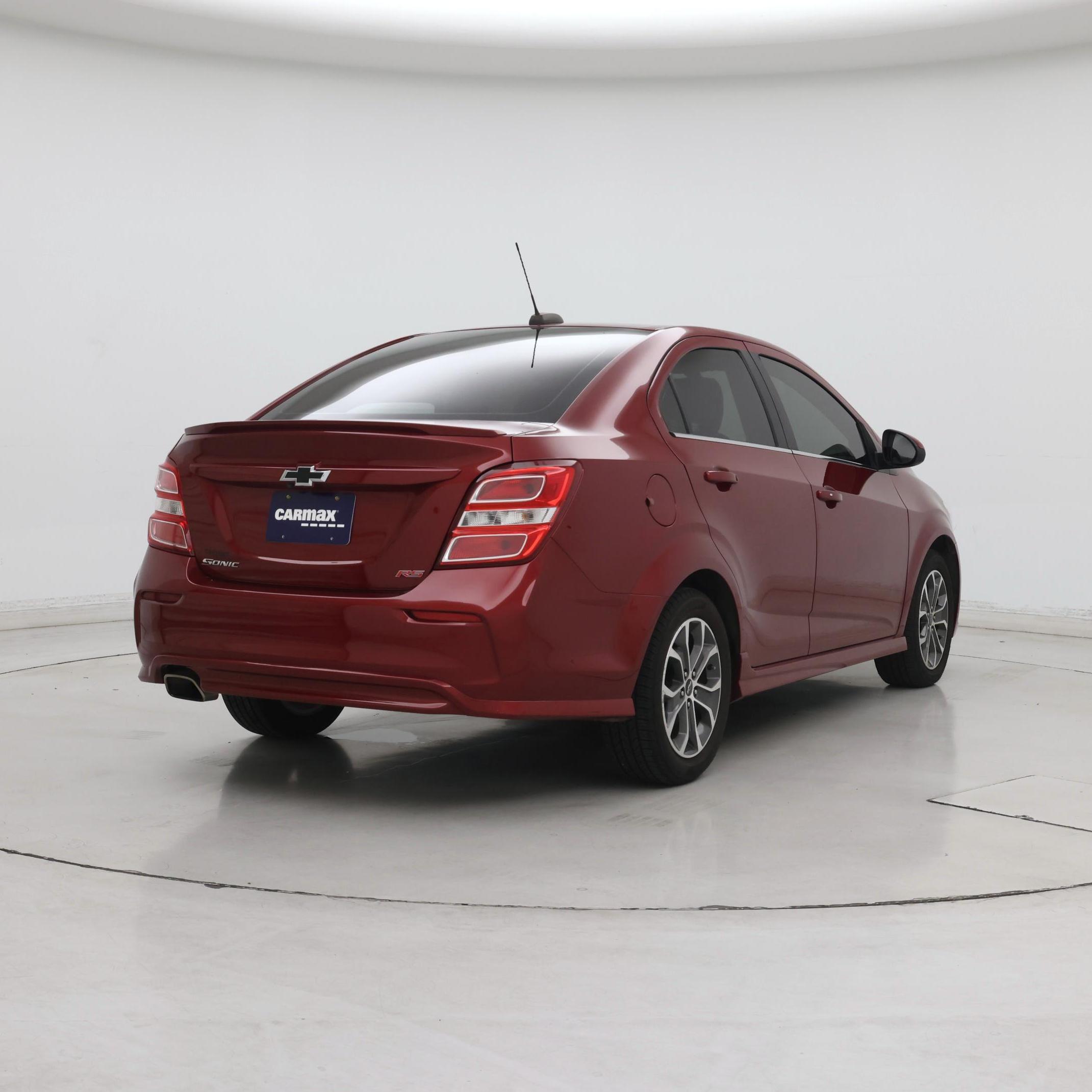 Thumbnail: 2019 Chevrolet Sonic - 8