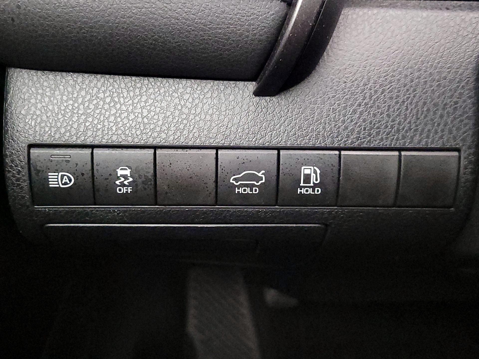 Thumbnail: 2019 Toyota Camry - 13