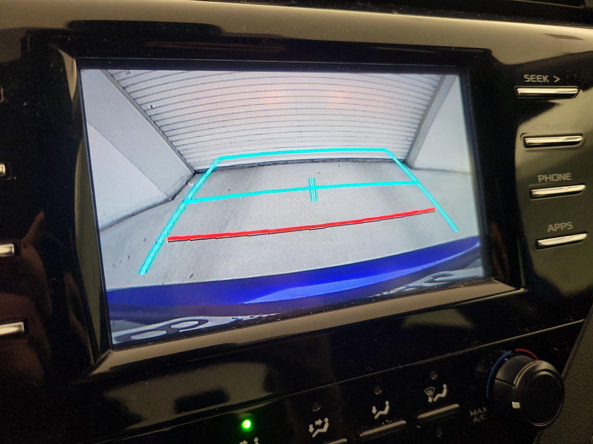 Thumbnail: 2019 Toyota Camry - 14