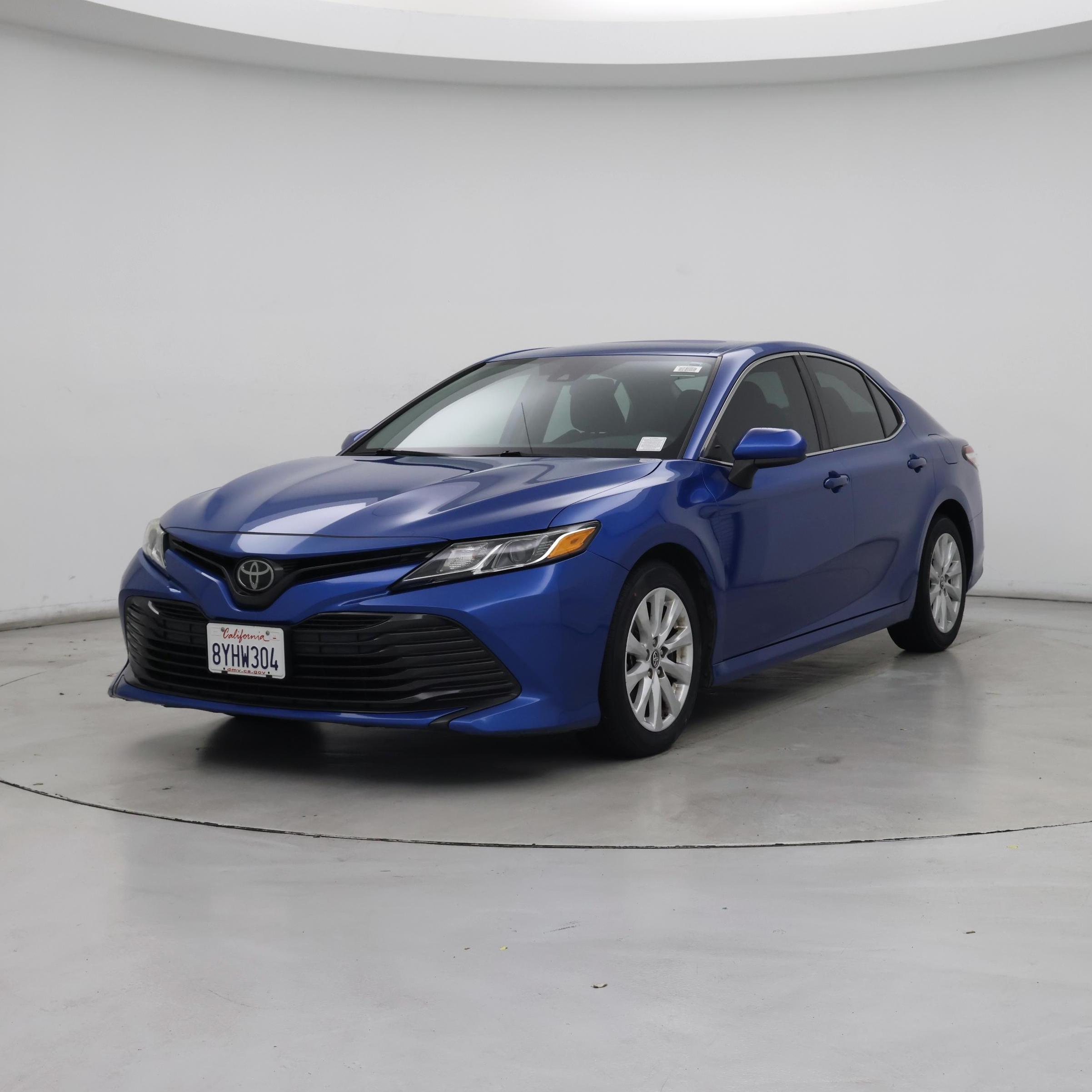 Thumbnail: 2019 Toyota Camry - 4
