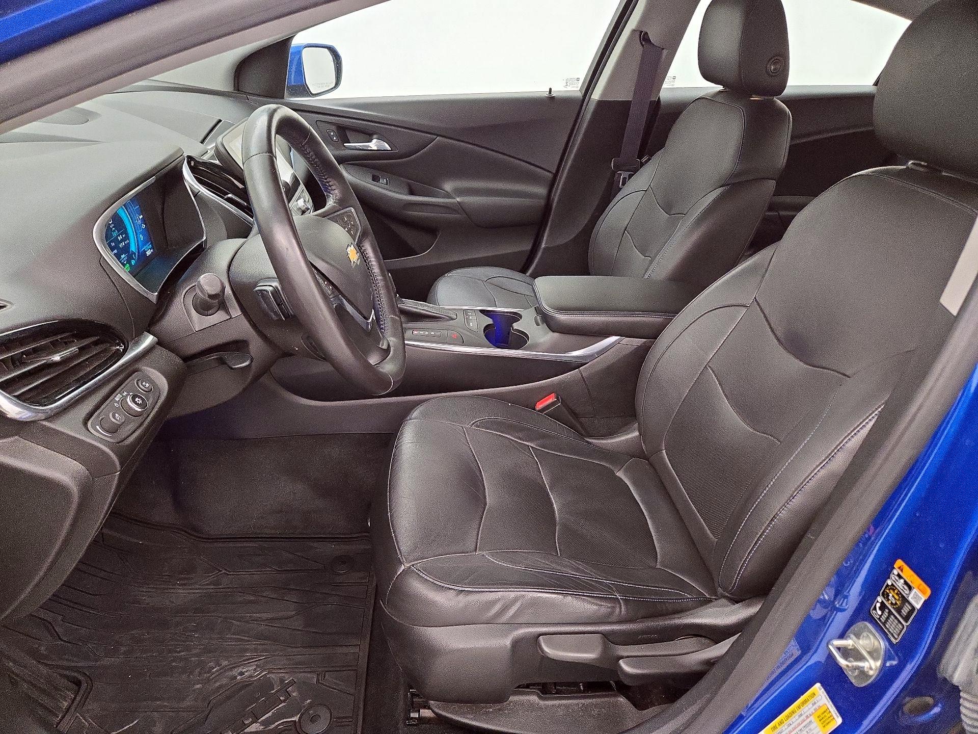 Thumbnail: 2017 Chevrolet Volt - 11
