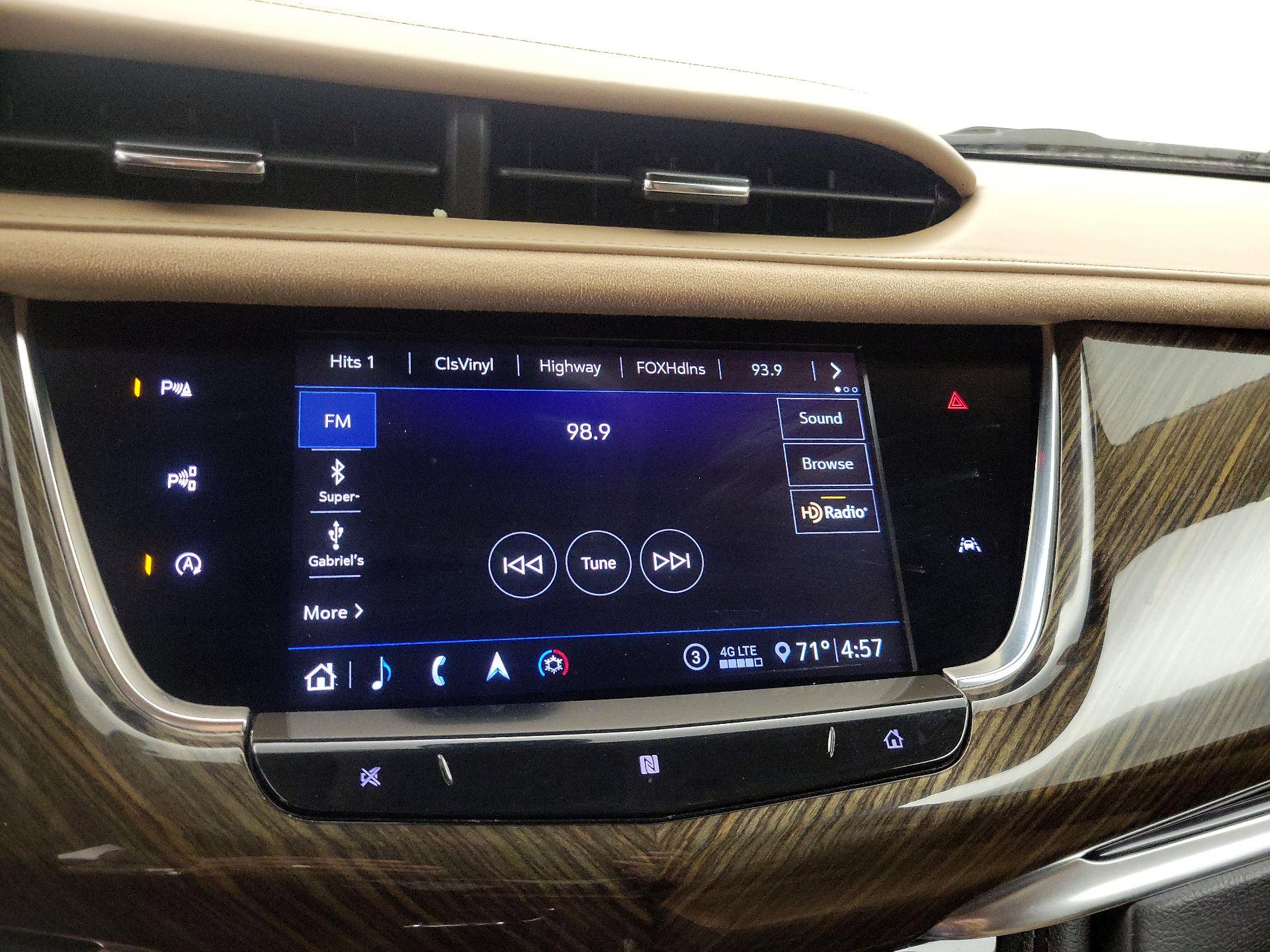 Thumbnail: 2020 Cadillac XT6 - 16