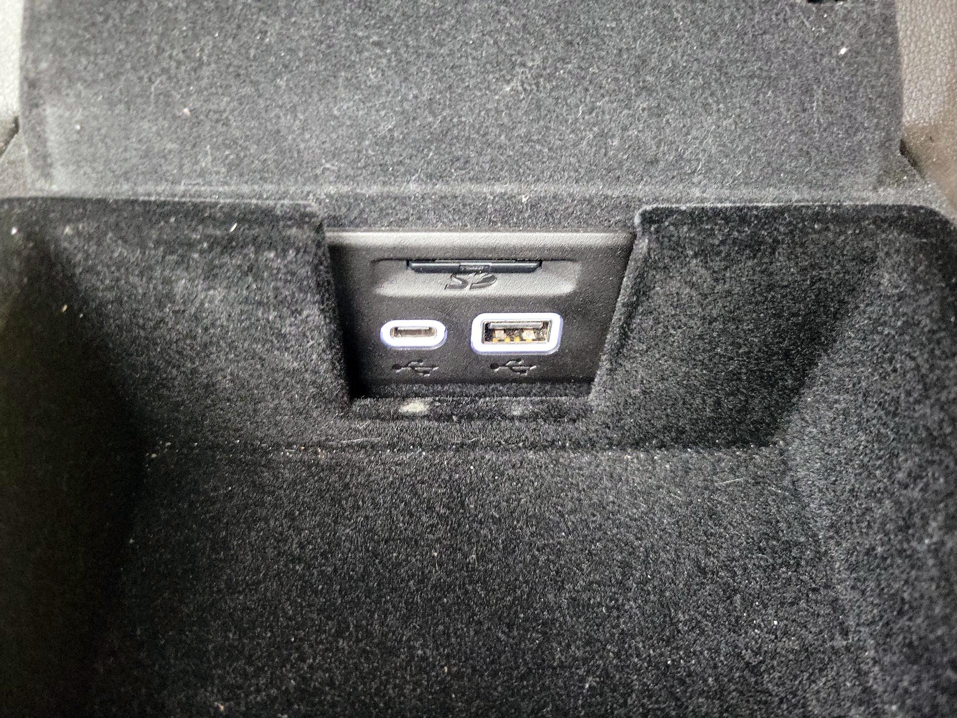 Thumbnail: 2020 Cadillac XT6 - 19