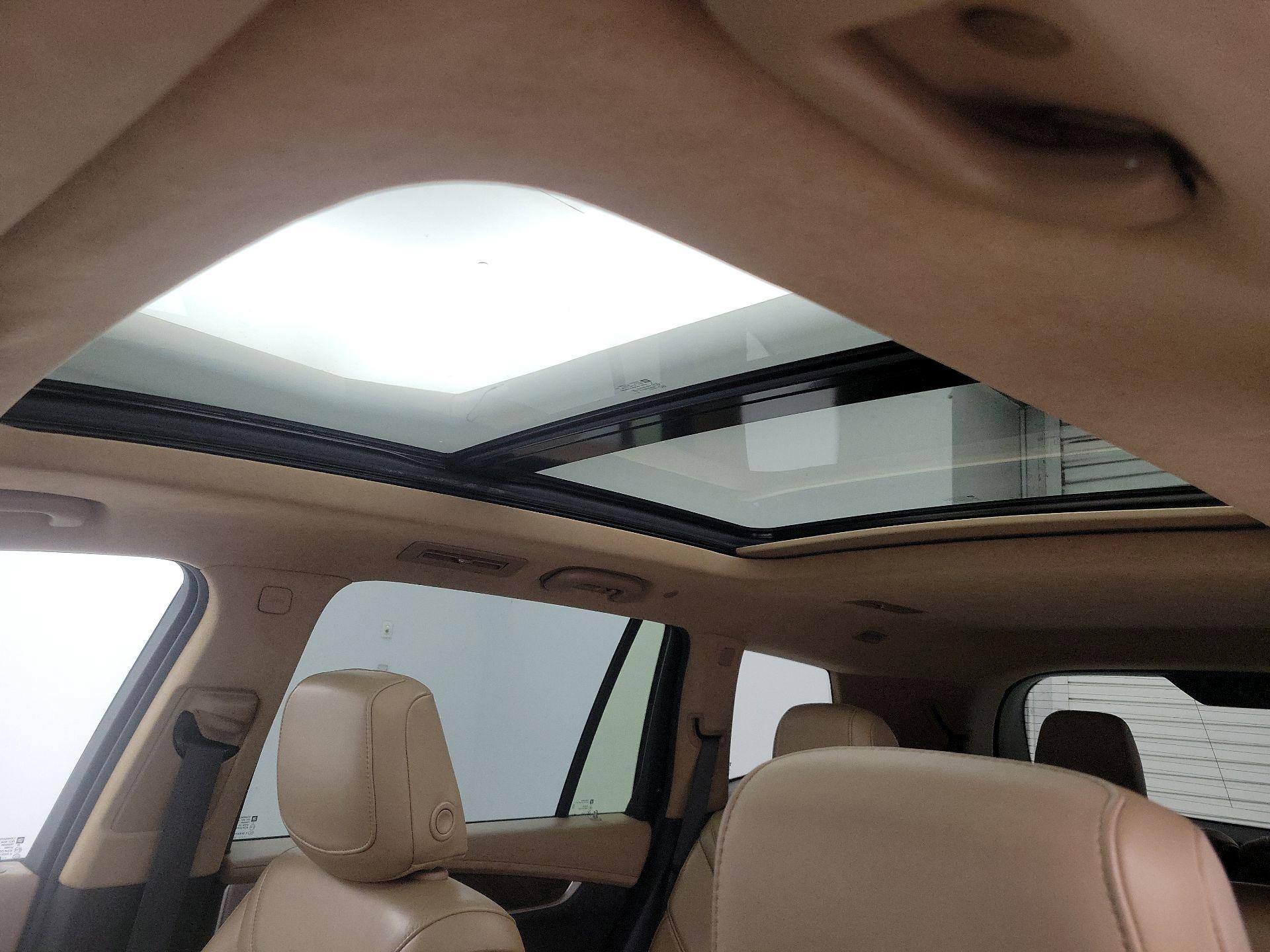 Thumbnail: 2020 Cadillac XT6 - 20