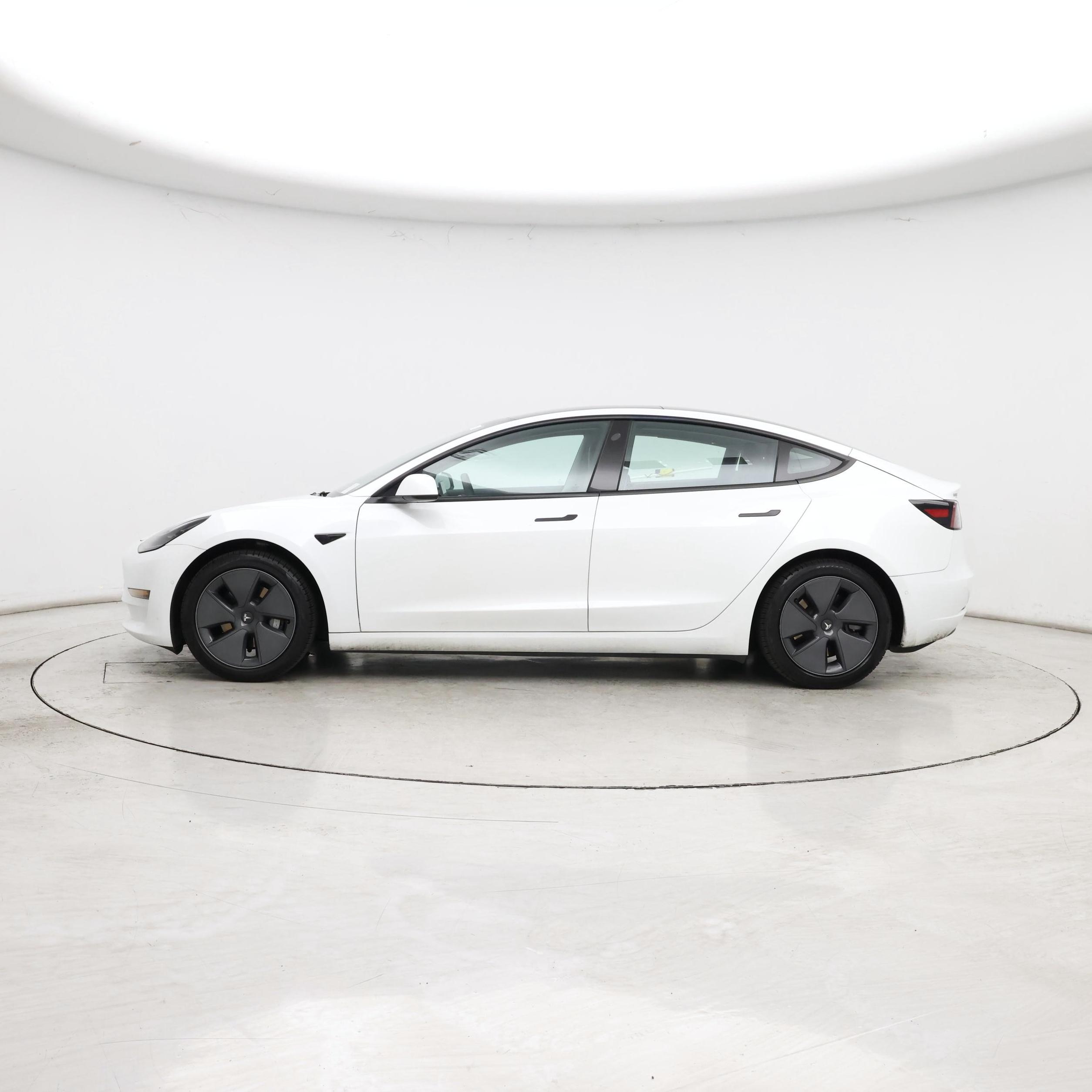 Thumbnail: 2021 Tesla Model 3 - 3