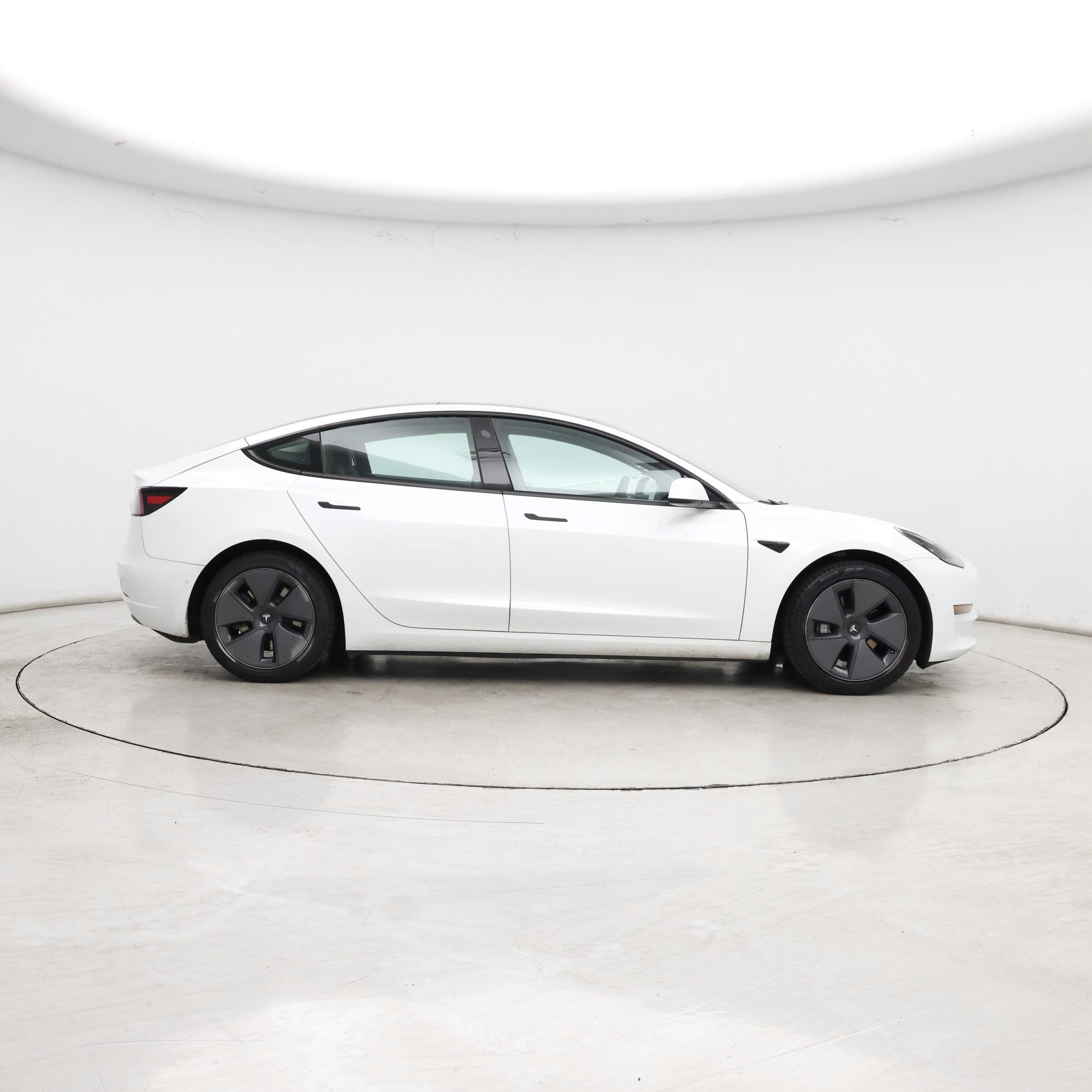 Thumbnail: 2021 Tesla Model 3 - 7