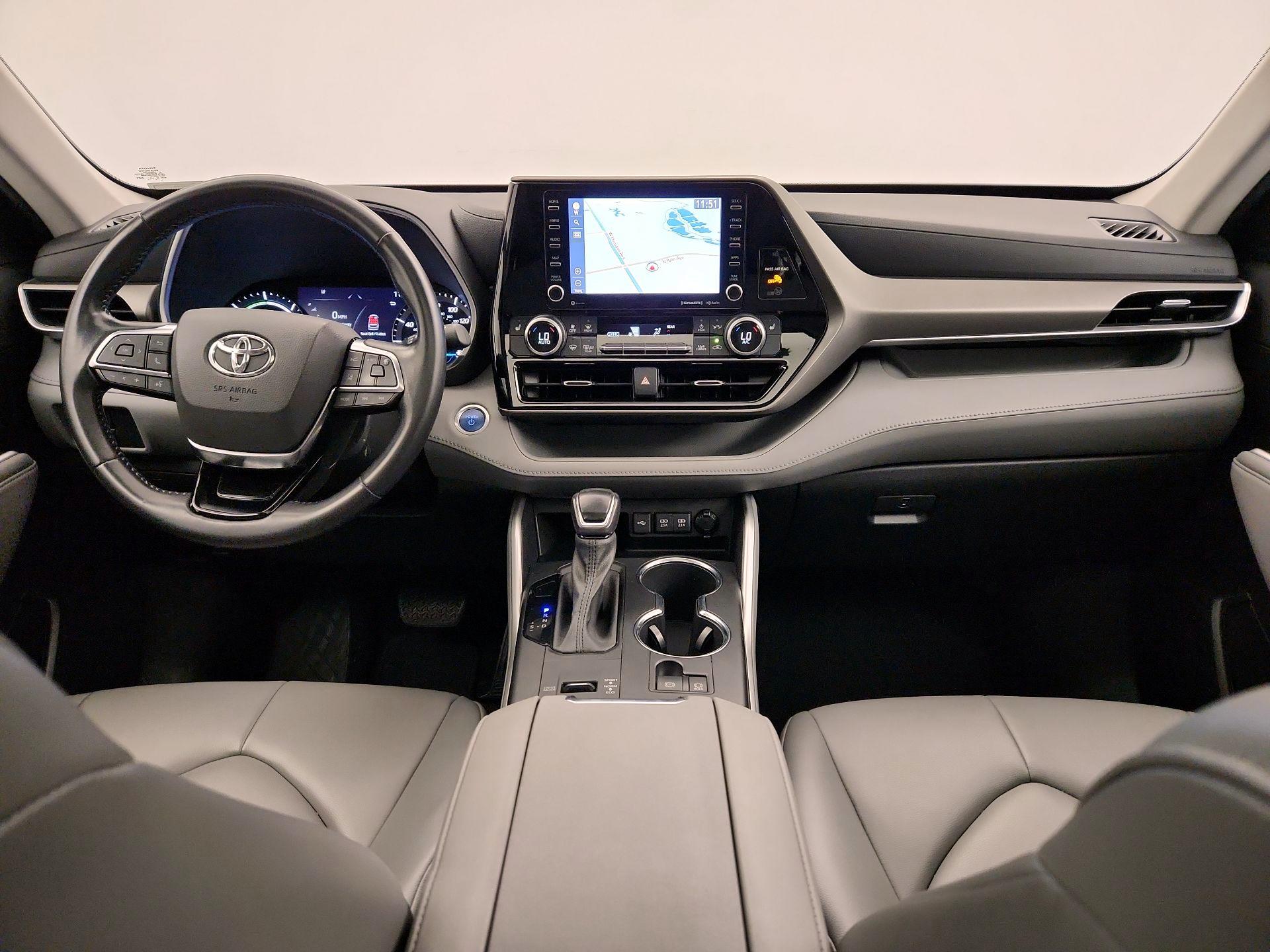 Thumbnail: 2021 Toyota Highlander - 9