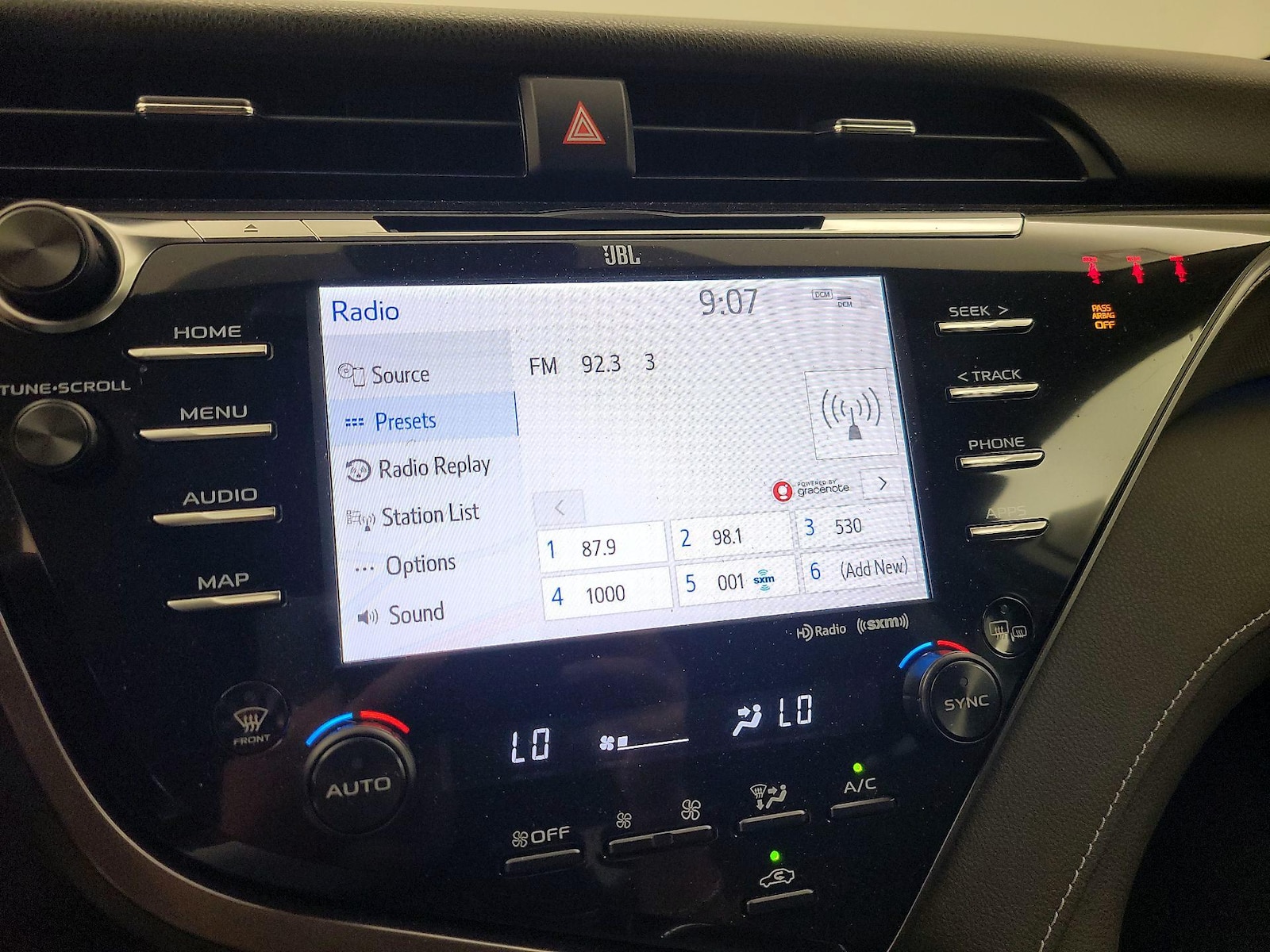 2019 Toyota Camry XSE - Photo 17
