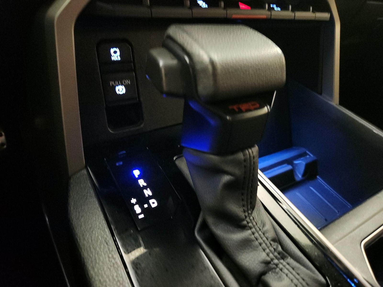 2024 Toyota Tundra SR5 - Photo 18