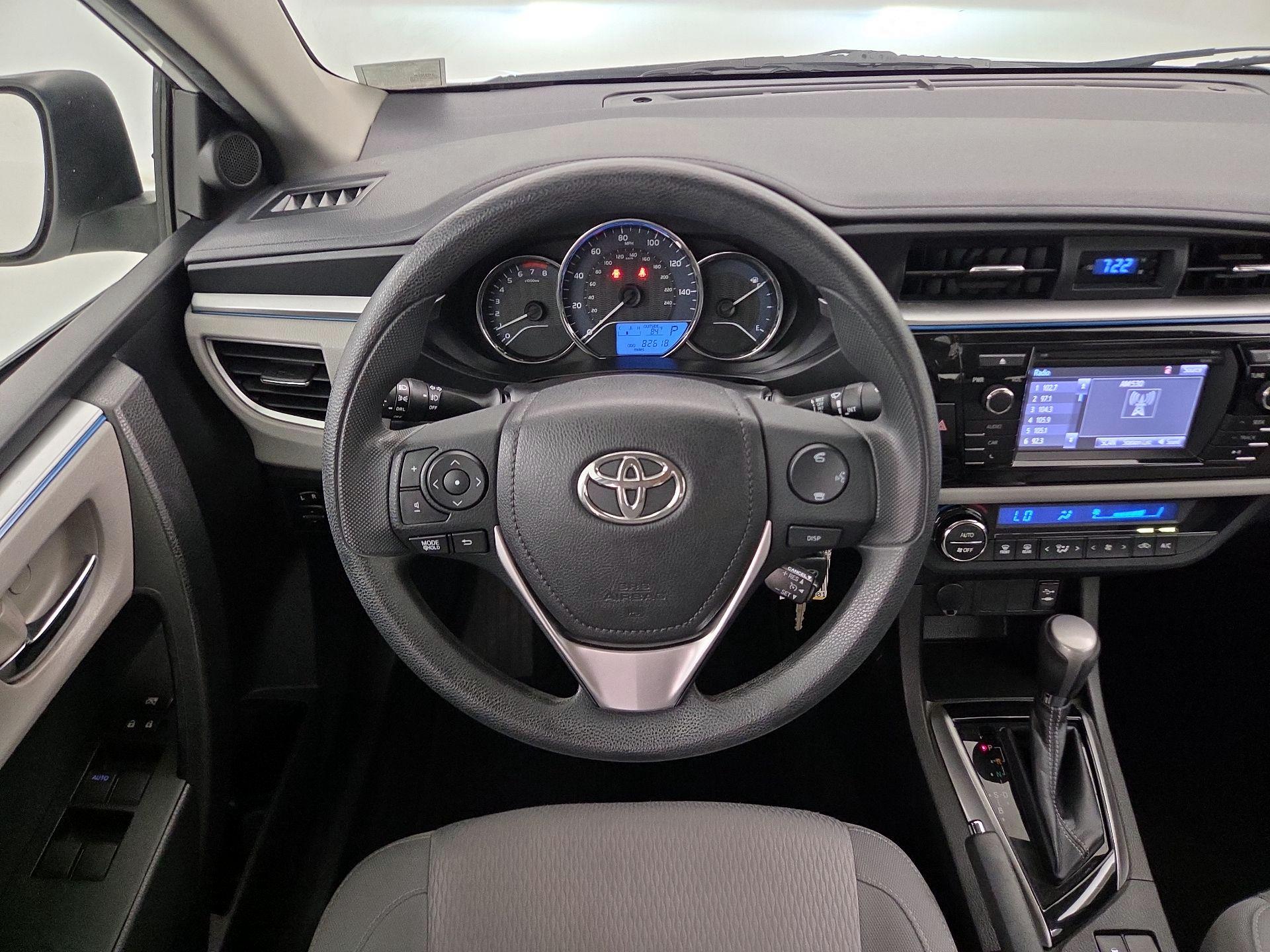 Thumbnail: 2014 Toyota Corolla - 10